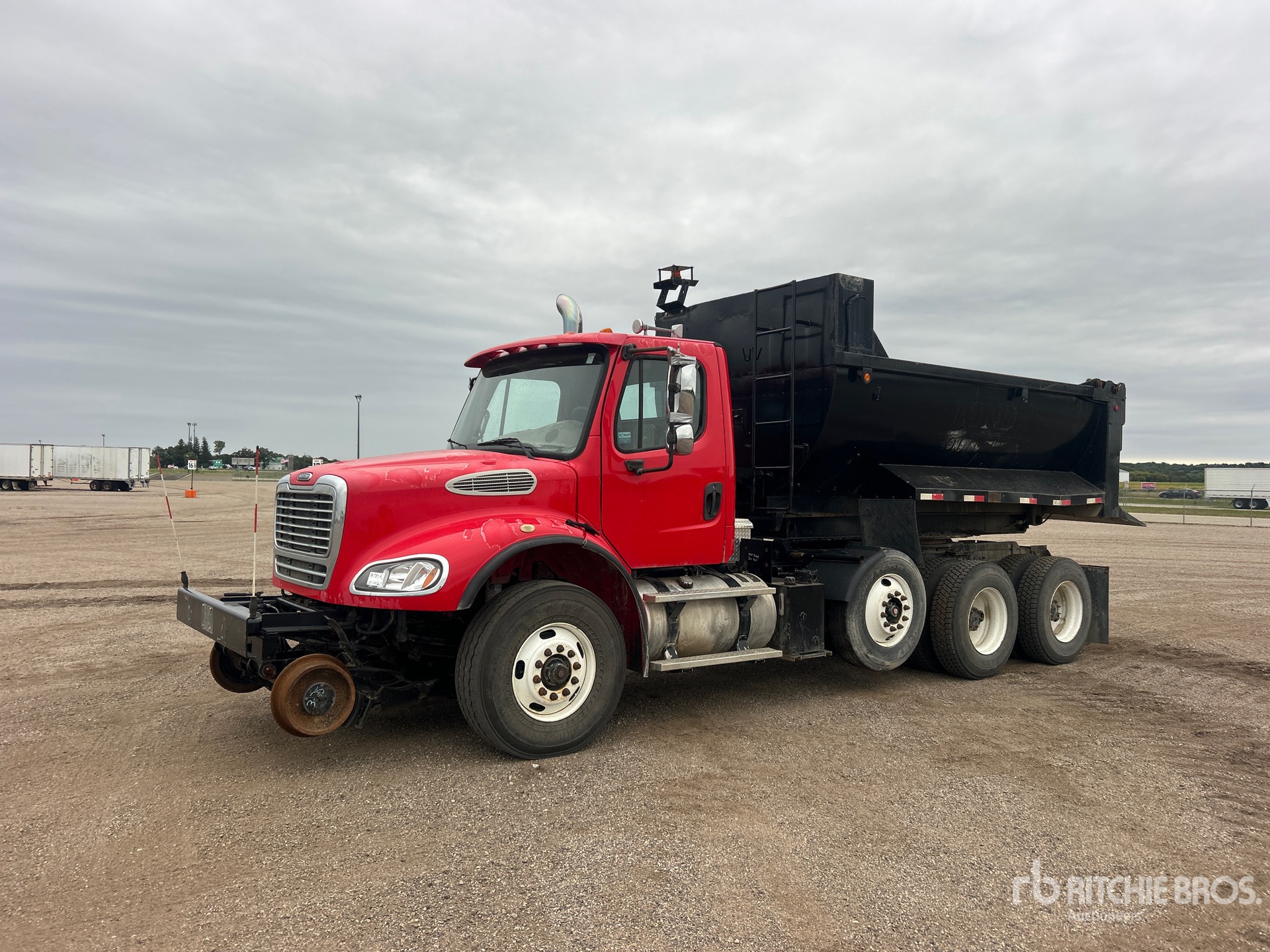 2006 Freightliner M2 112