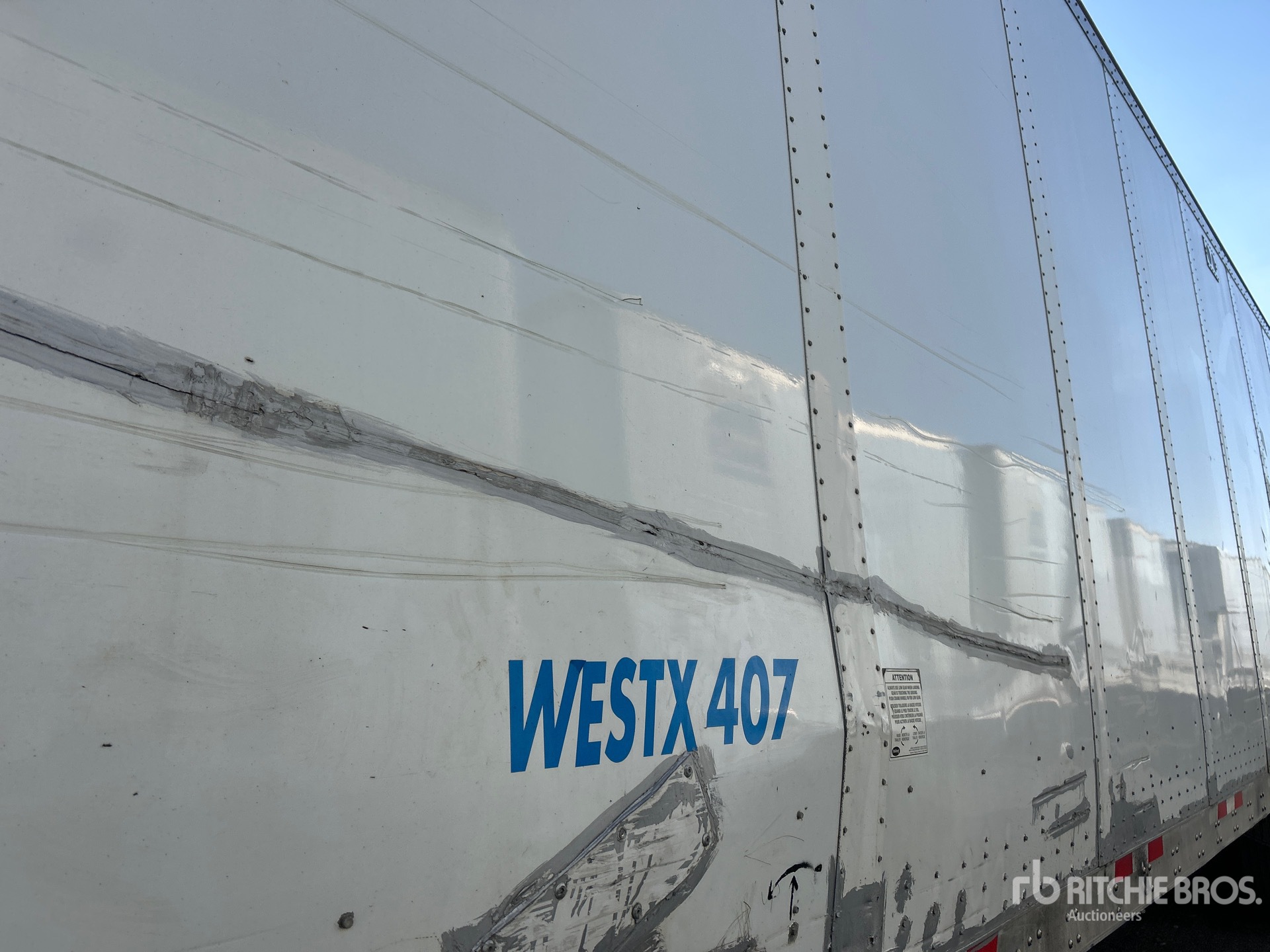 2011 Manac 53 FT TRI/A