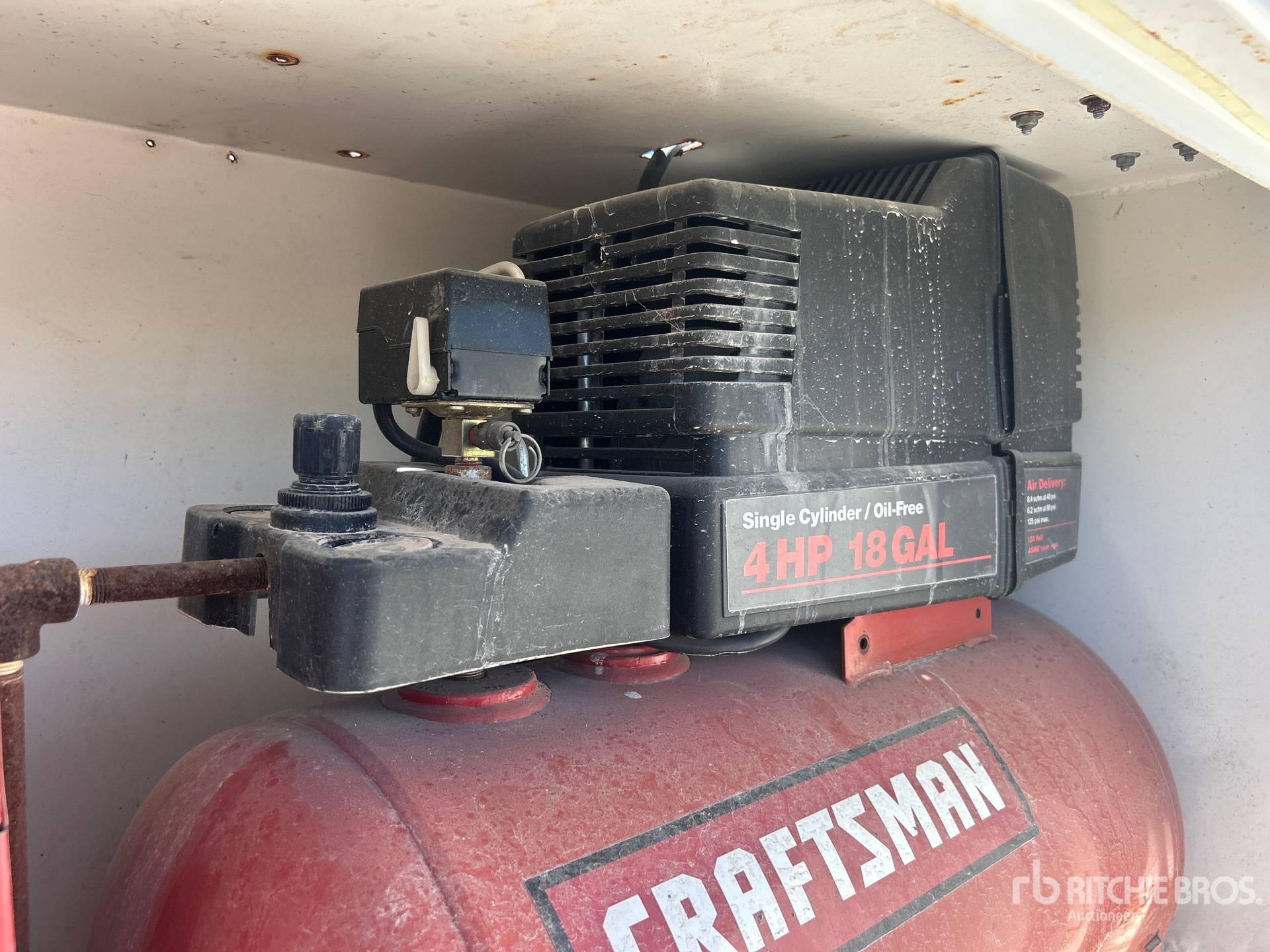1998 Freightliner FL60