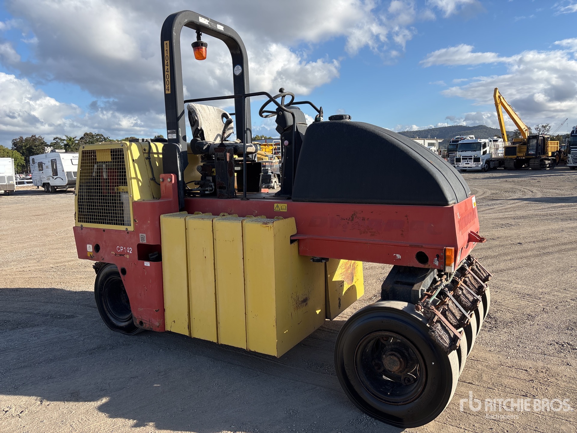 2011 Dynapac CP142