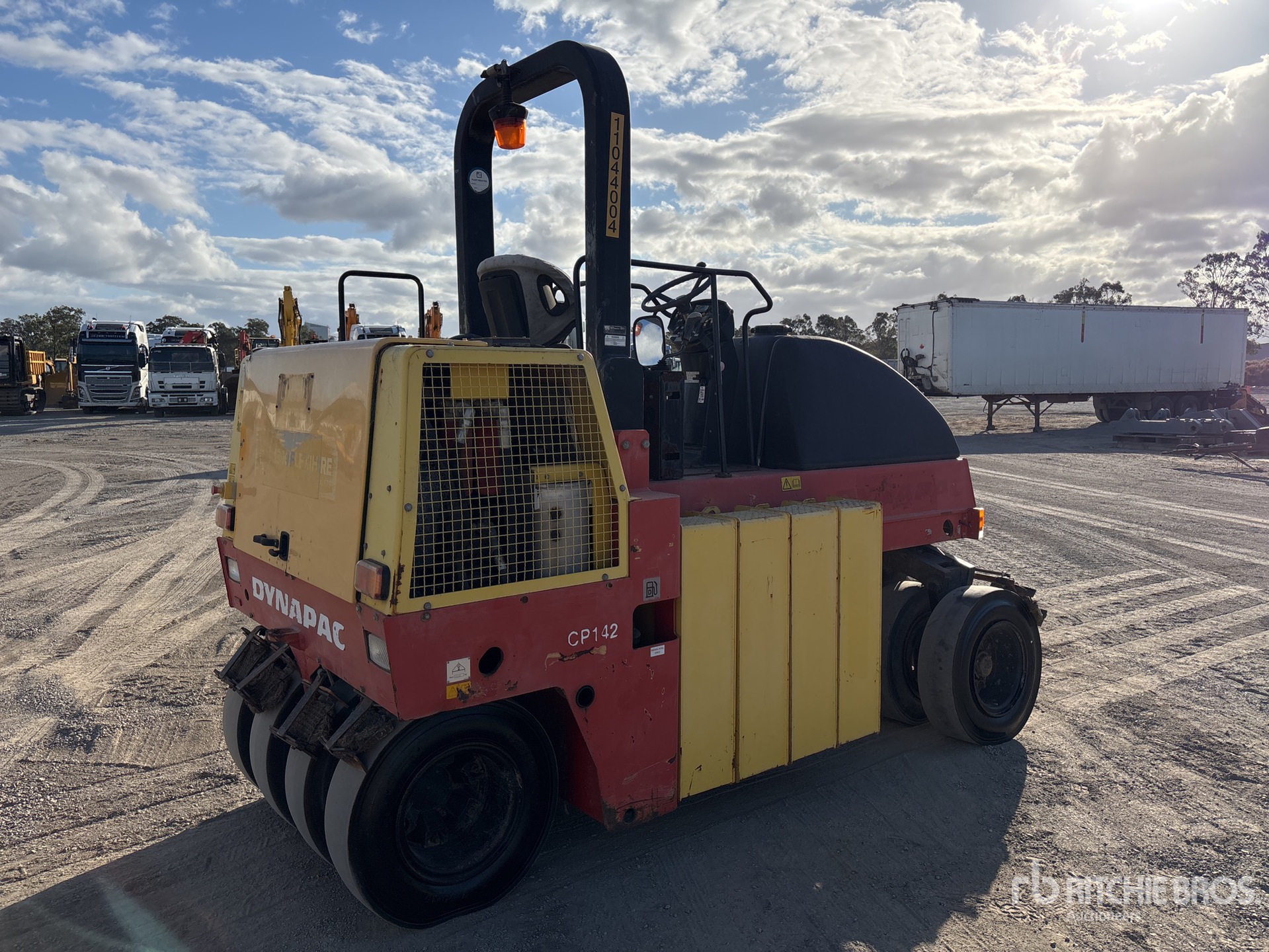 2011 Dynapac CP142