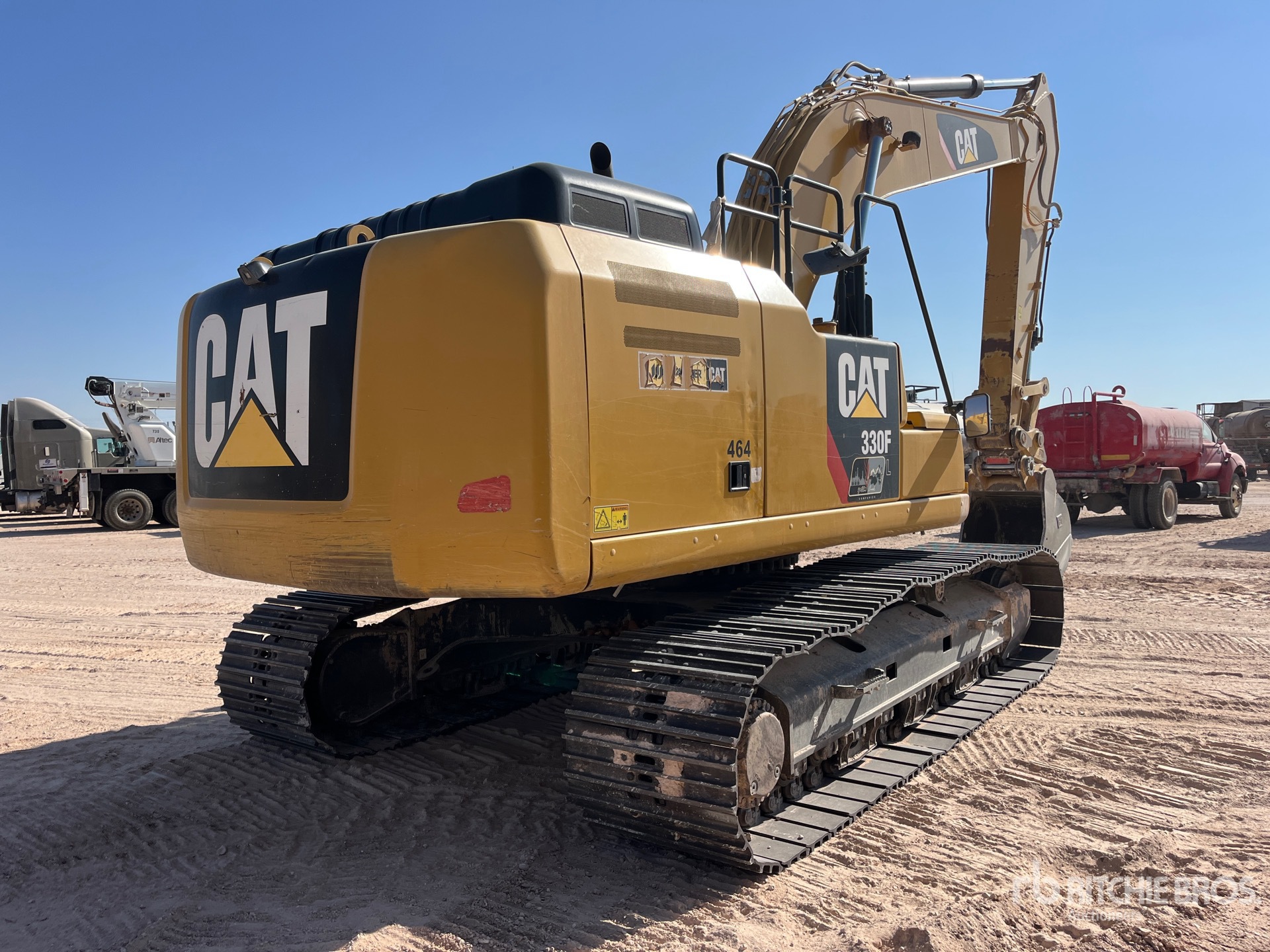 2018 Caterpillar 330F L