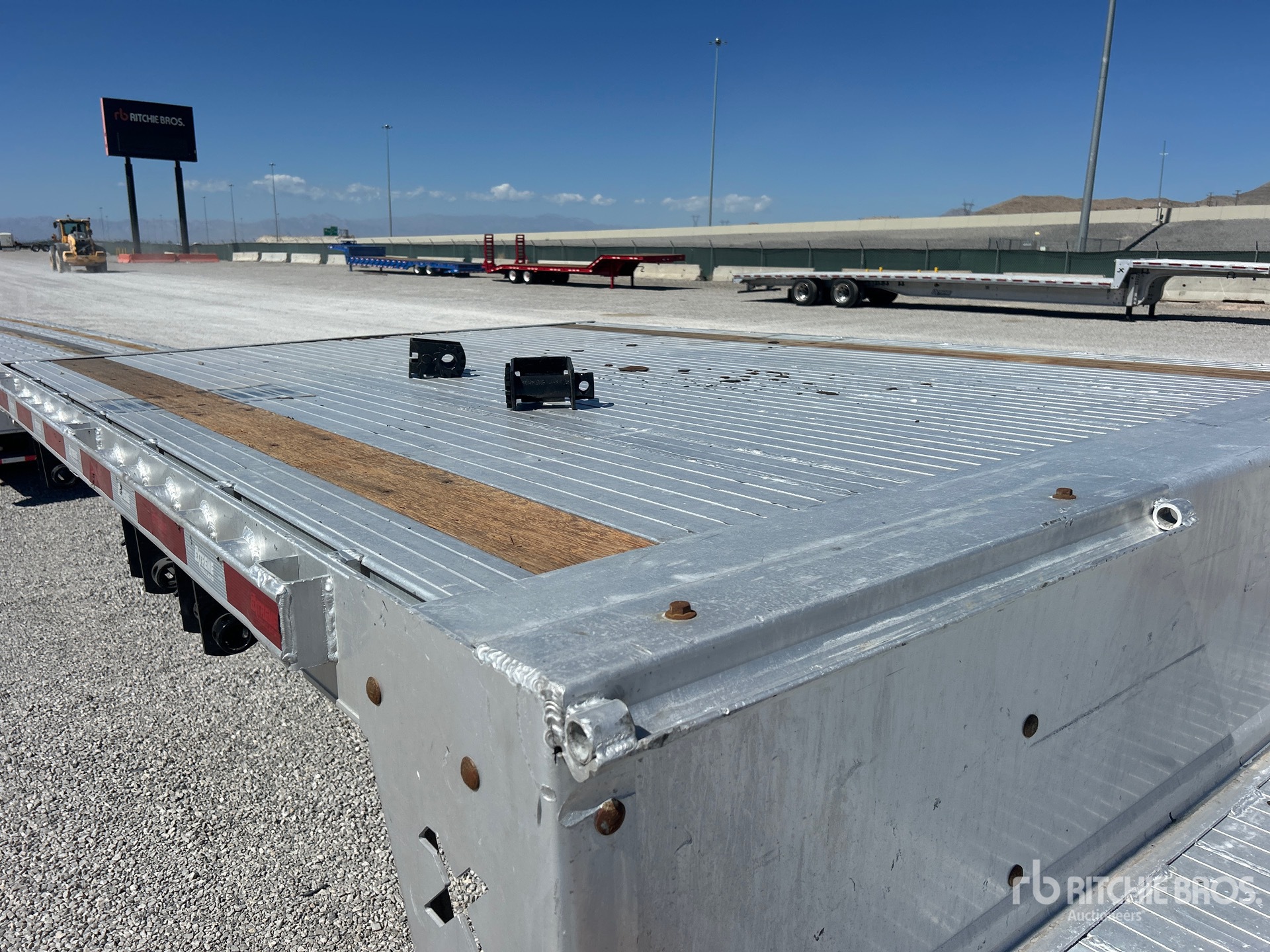 2024 Extreme 53 FT SPREAD AXLE