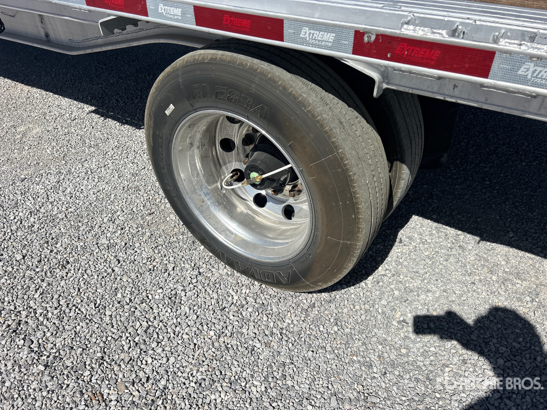 2024 Extreme 53 FT SPREAD AXLE