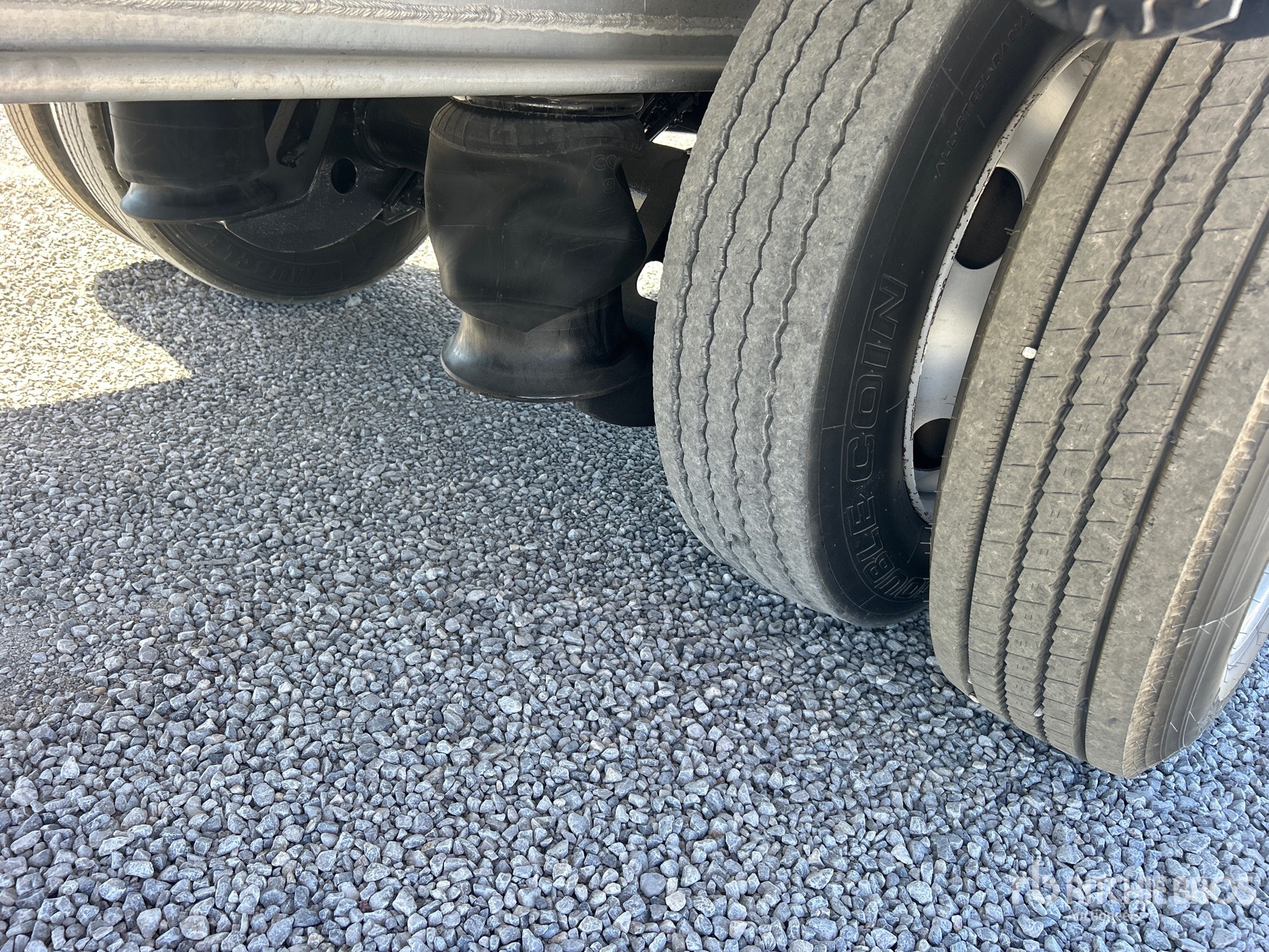 2024 Extreme 53 FT SPREAD AXLE