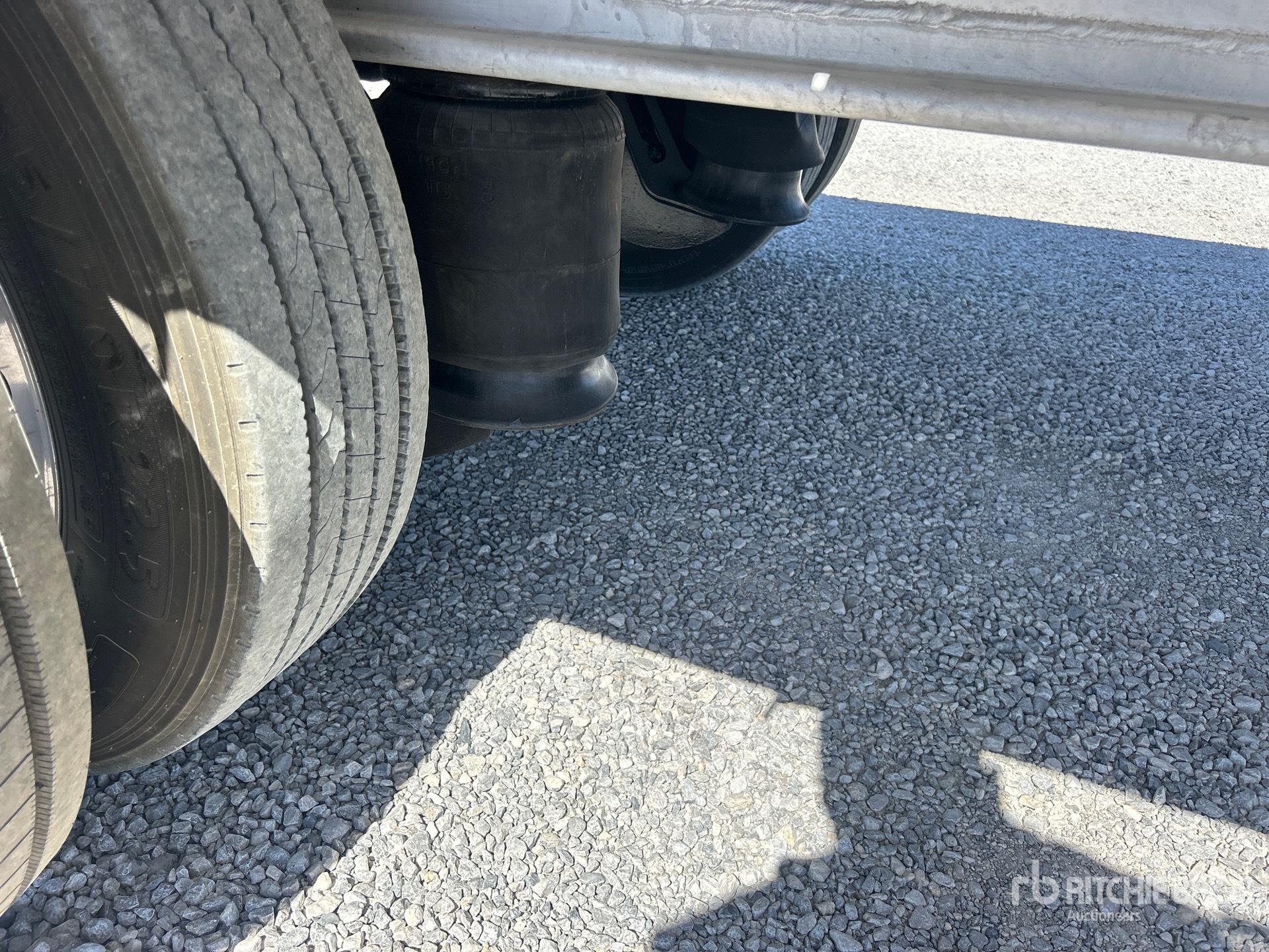 2024 Extreme 53 FT SPREAD AXLE