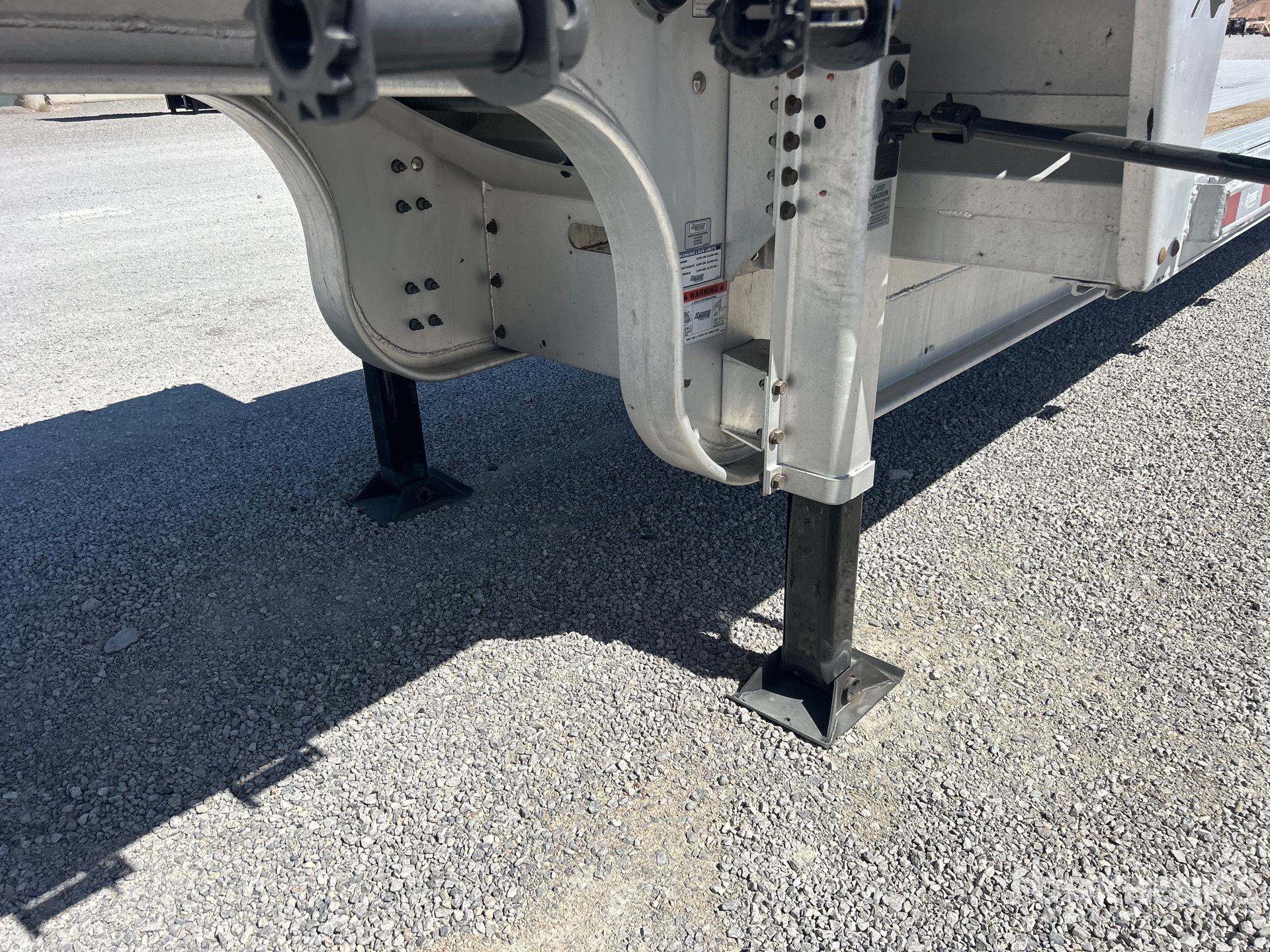 2024 Extreme 53 FT SPREAD AXLE