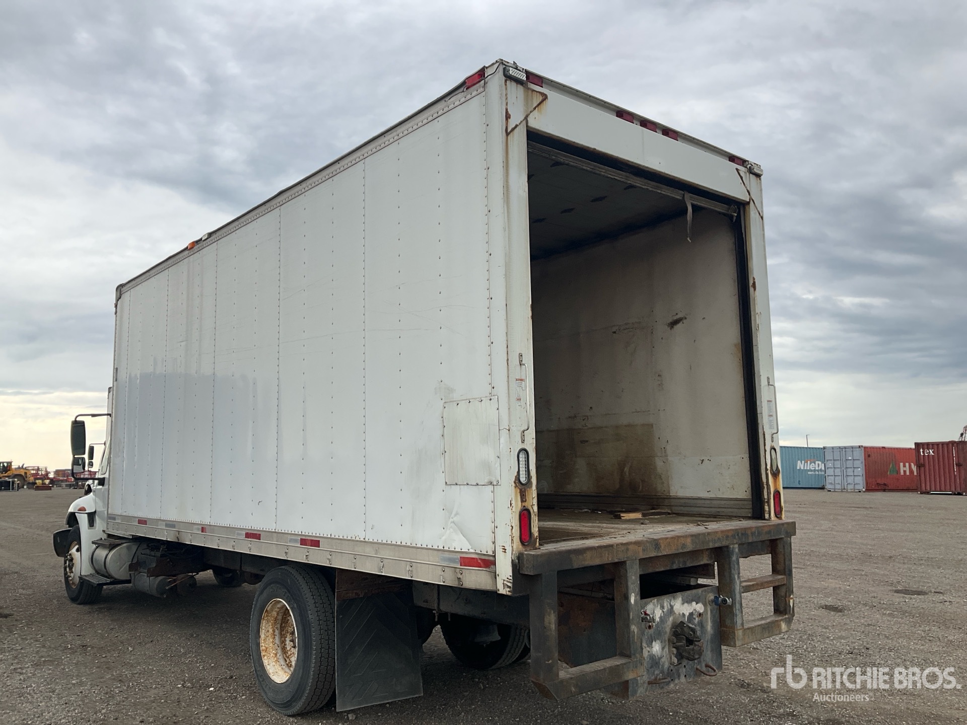 2010 International 4300