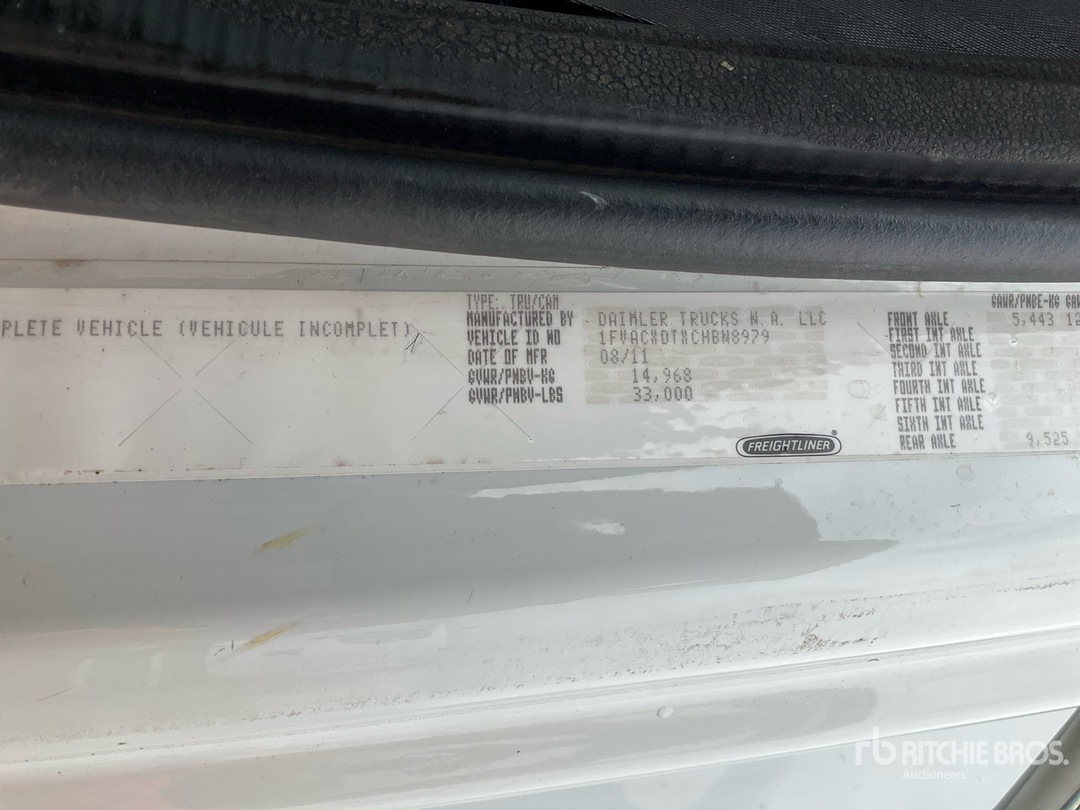 2012 Freightliner M2 106