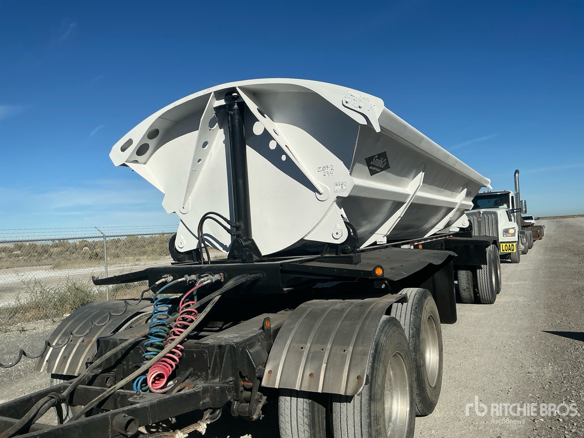 2012 Smithco 31 ft T/A