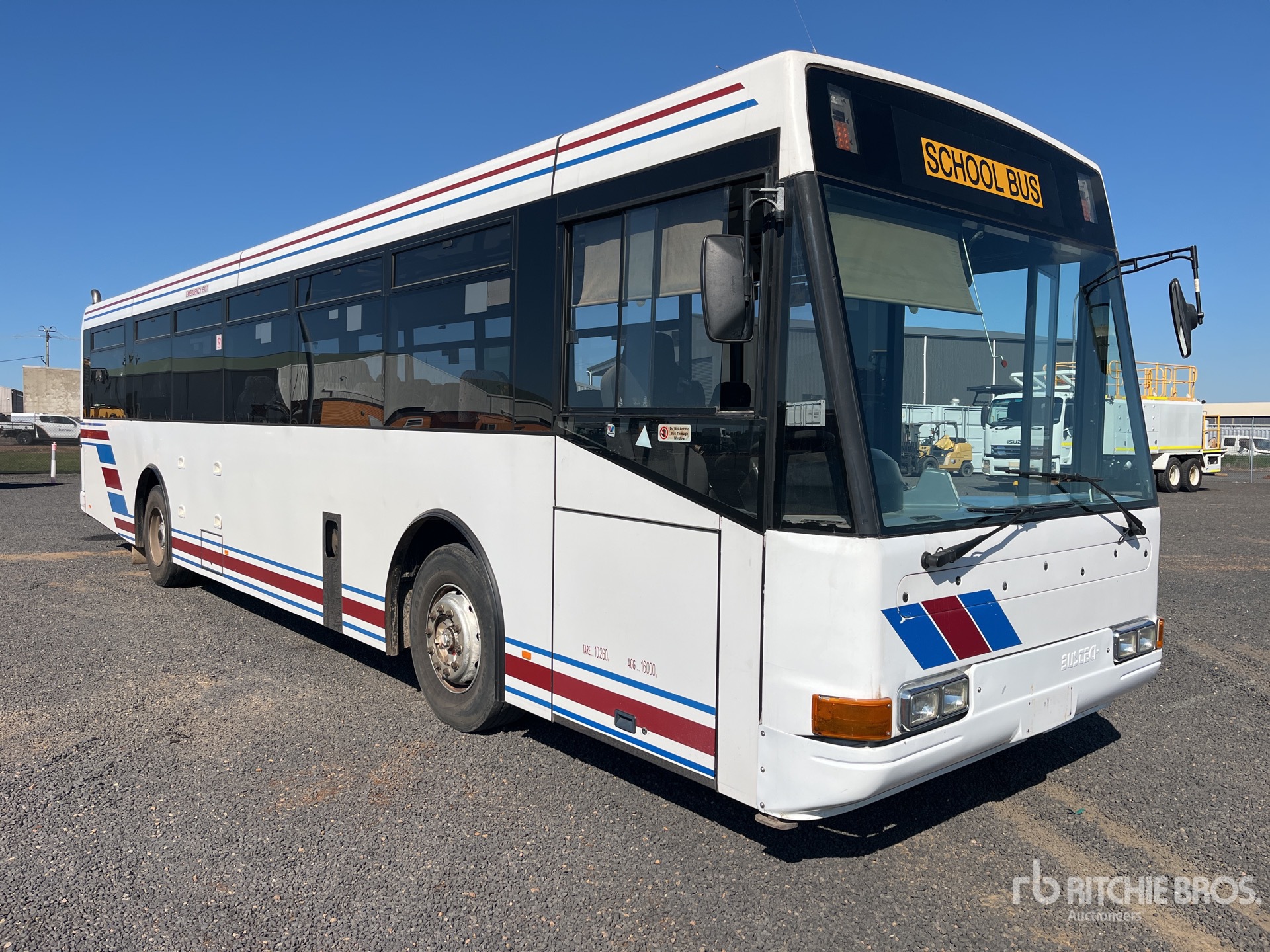 2000 Man 4x2 49-Seat School