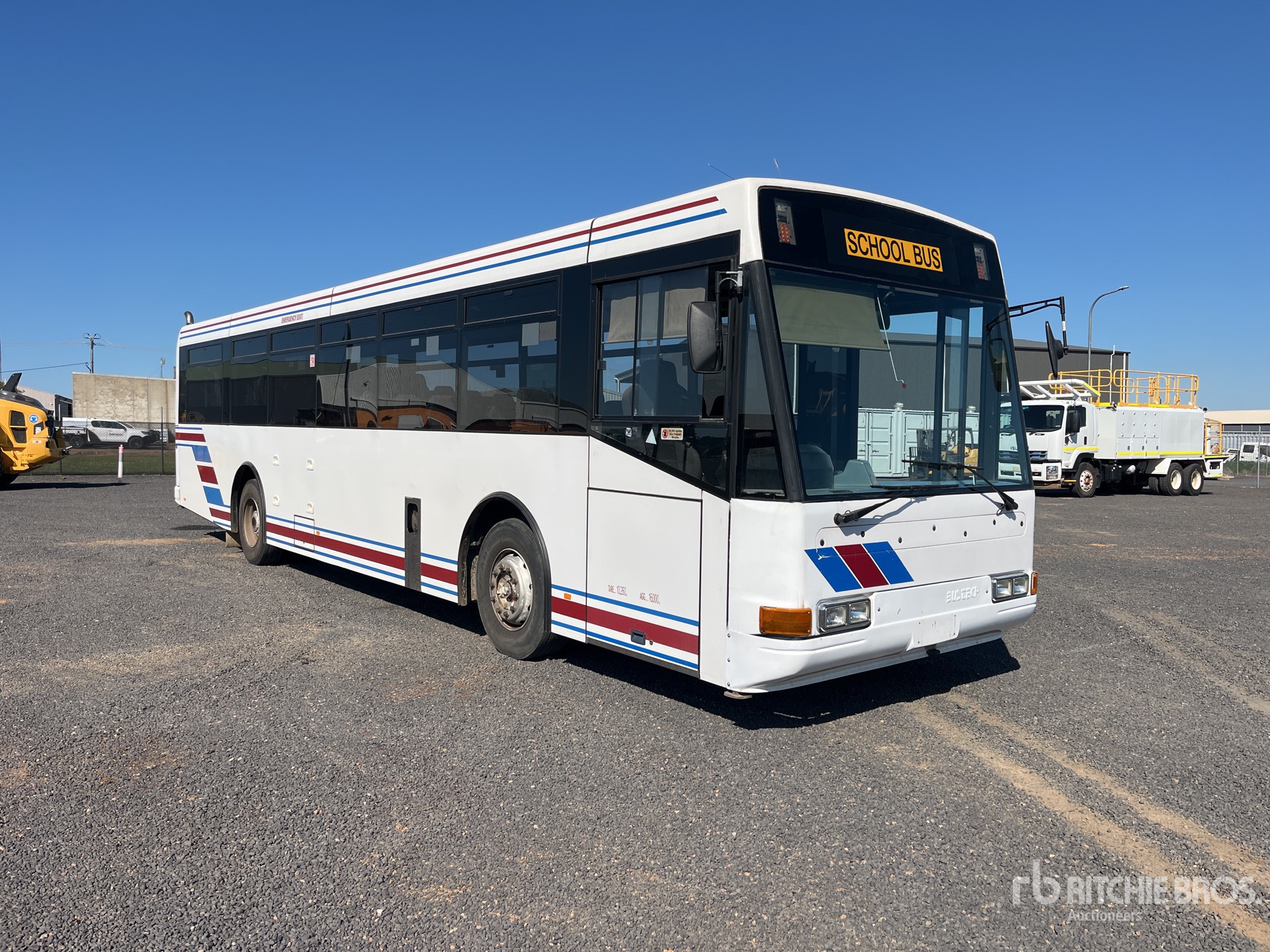2000 Man 4x2 49-Seat School