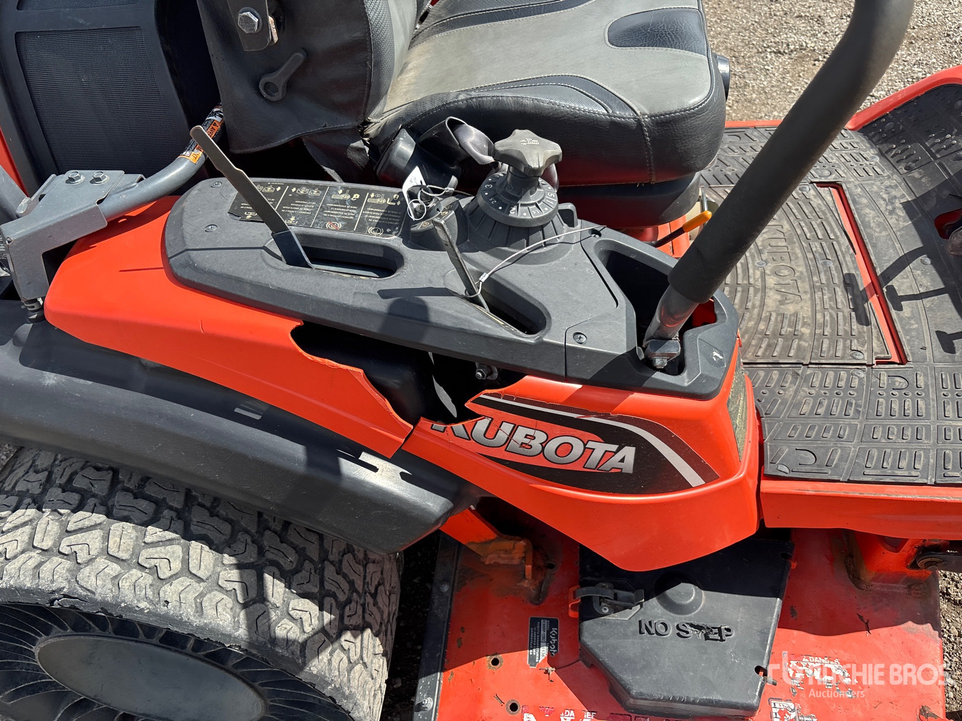 2019 Kubota ZD1211R