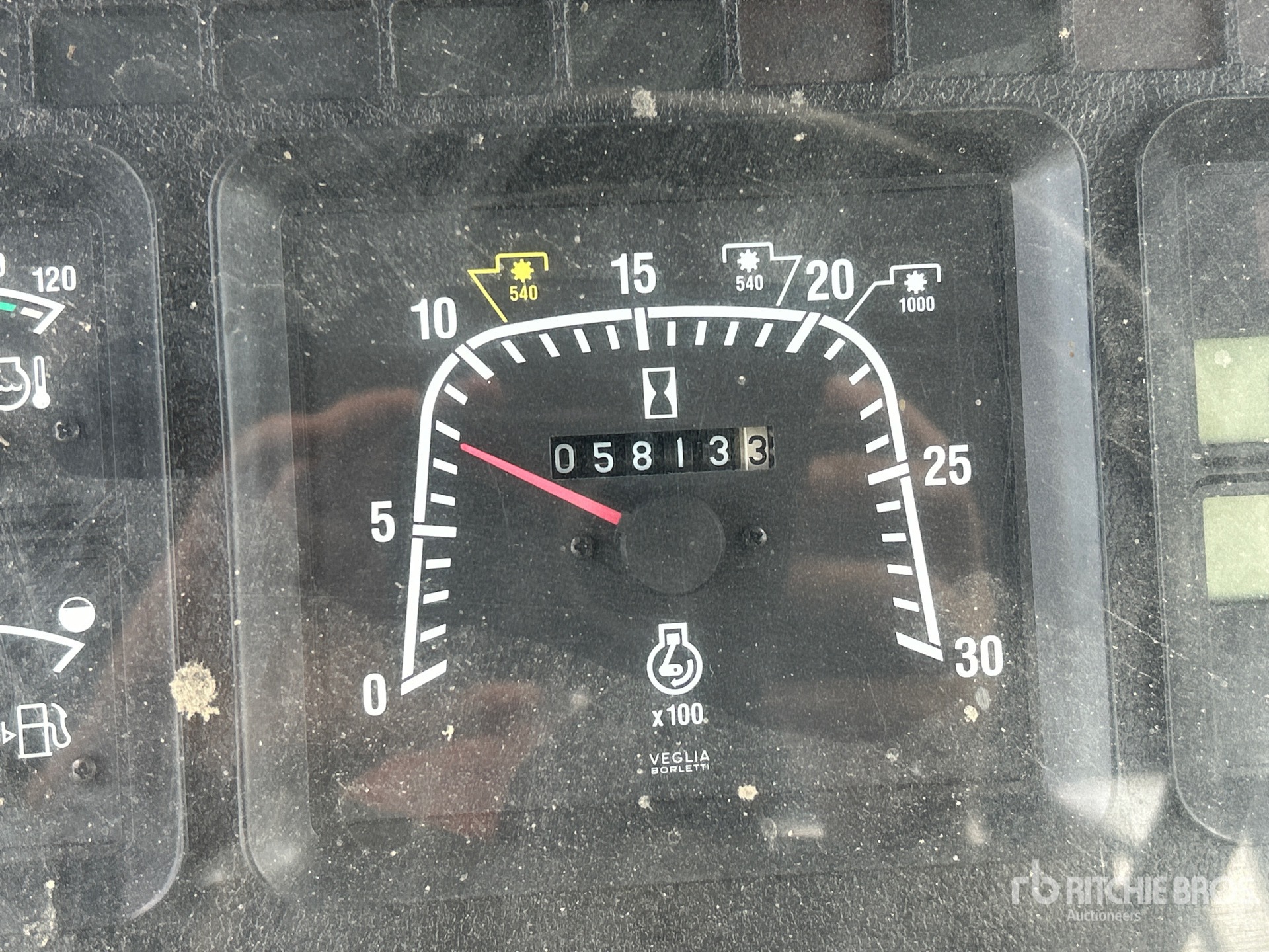 1998 New Holland TS100