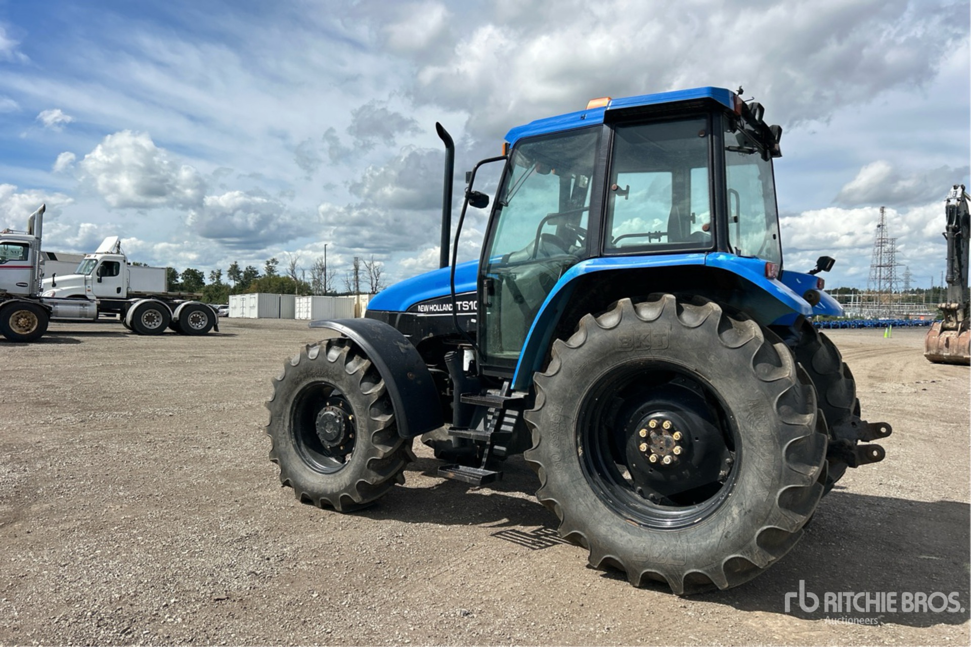 1998 New Holland TS100