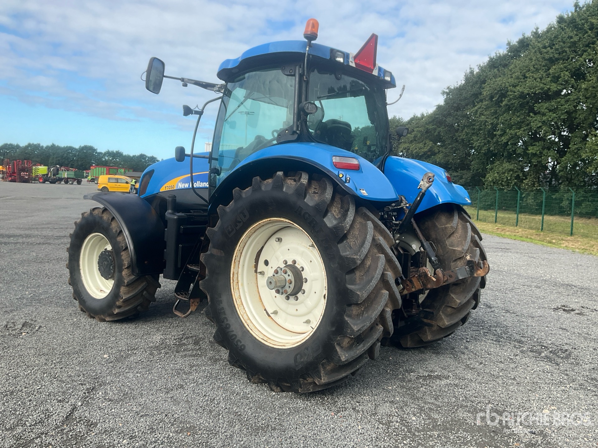 New Holland T7050 POWER COM
