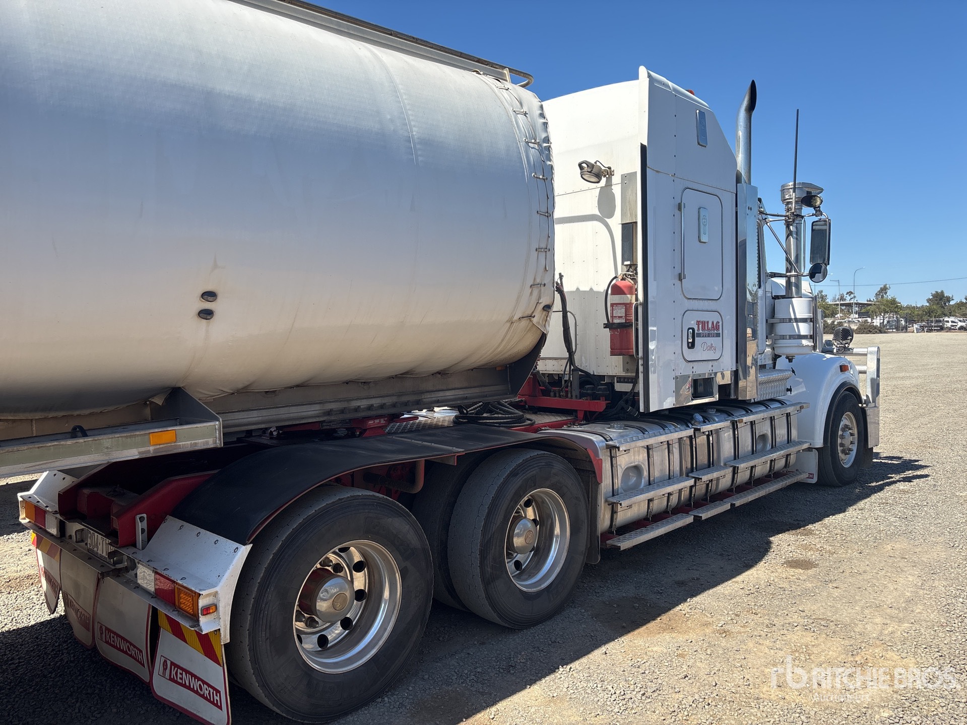 2014 Kenworth T909
