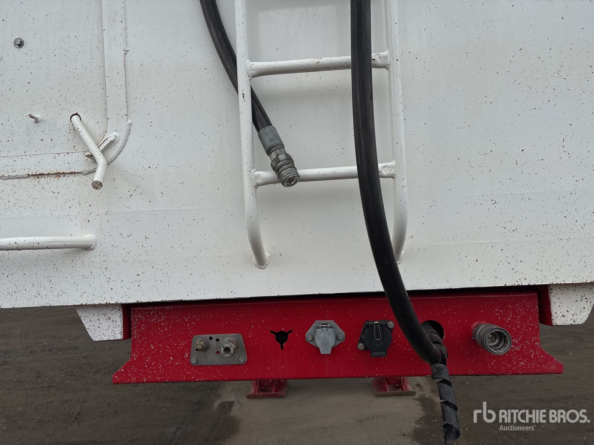 2022 Moore 10 M TRI/A STEP DECK