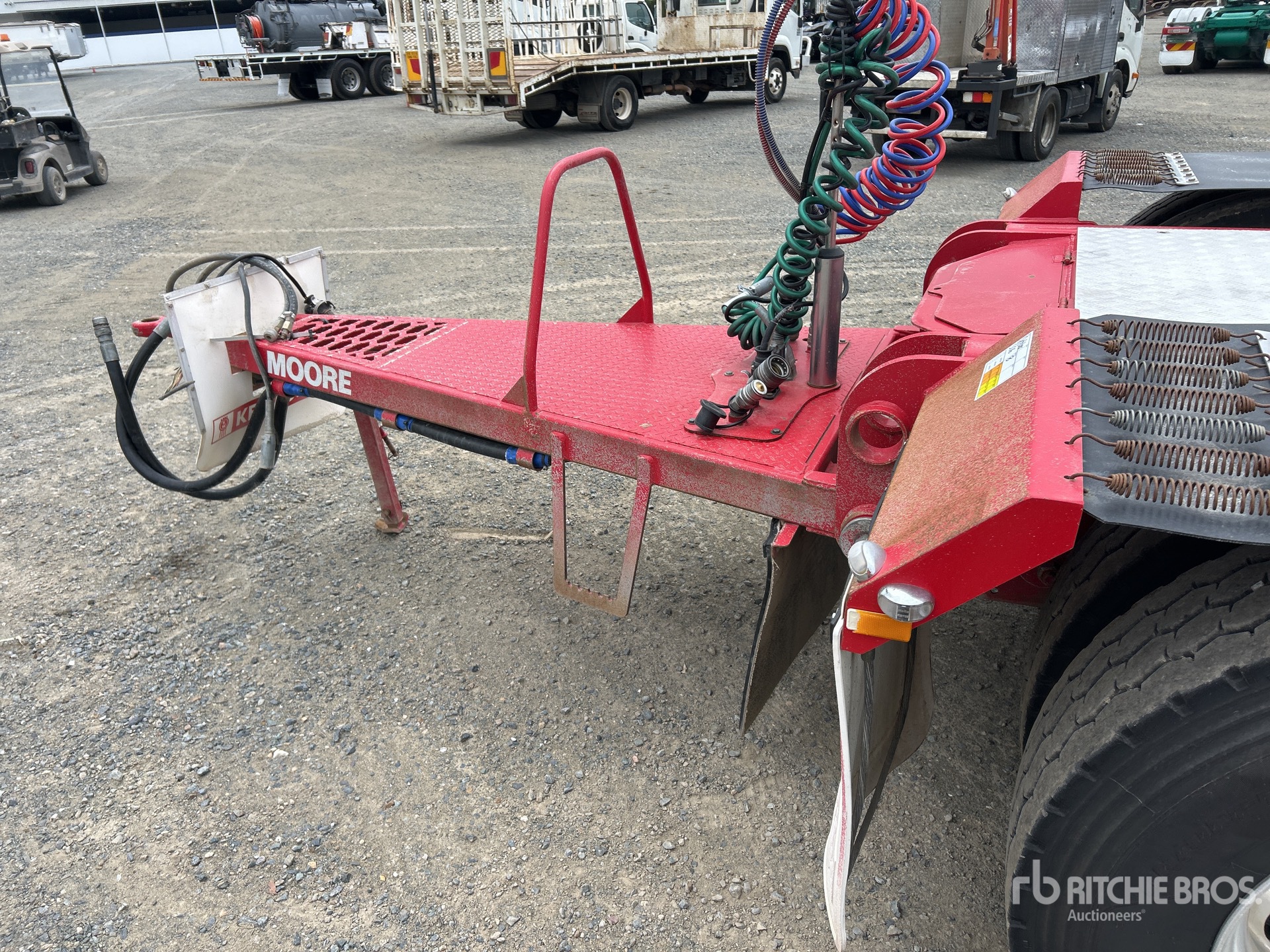2023 Moore Tri/A Road Train