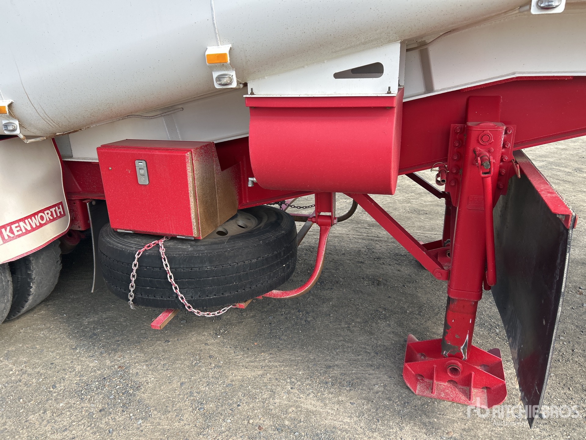 2022 Moore 10 M TRI/A STEP DECK