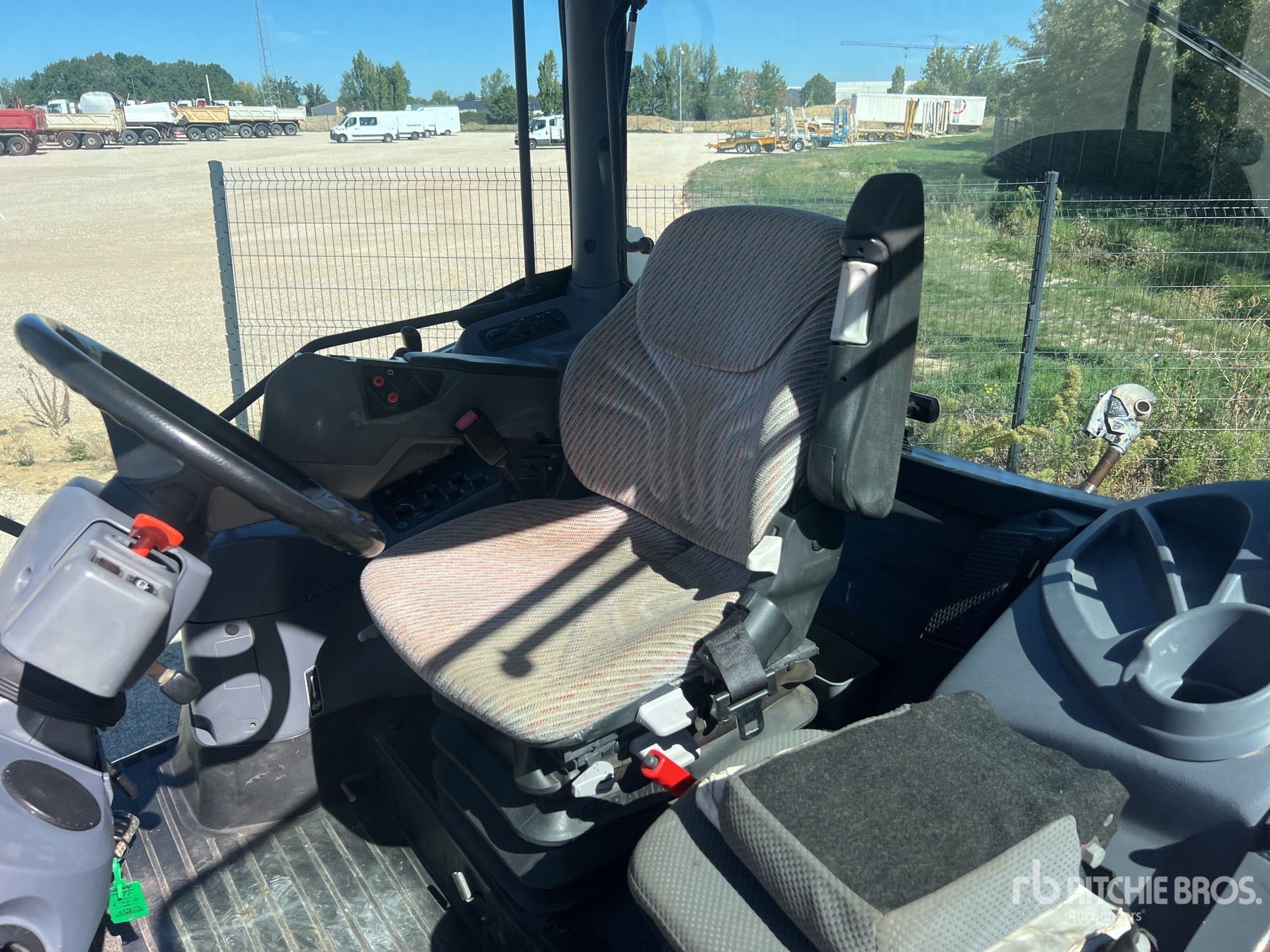 2014 Kubota M135GX-S