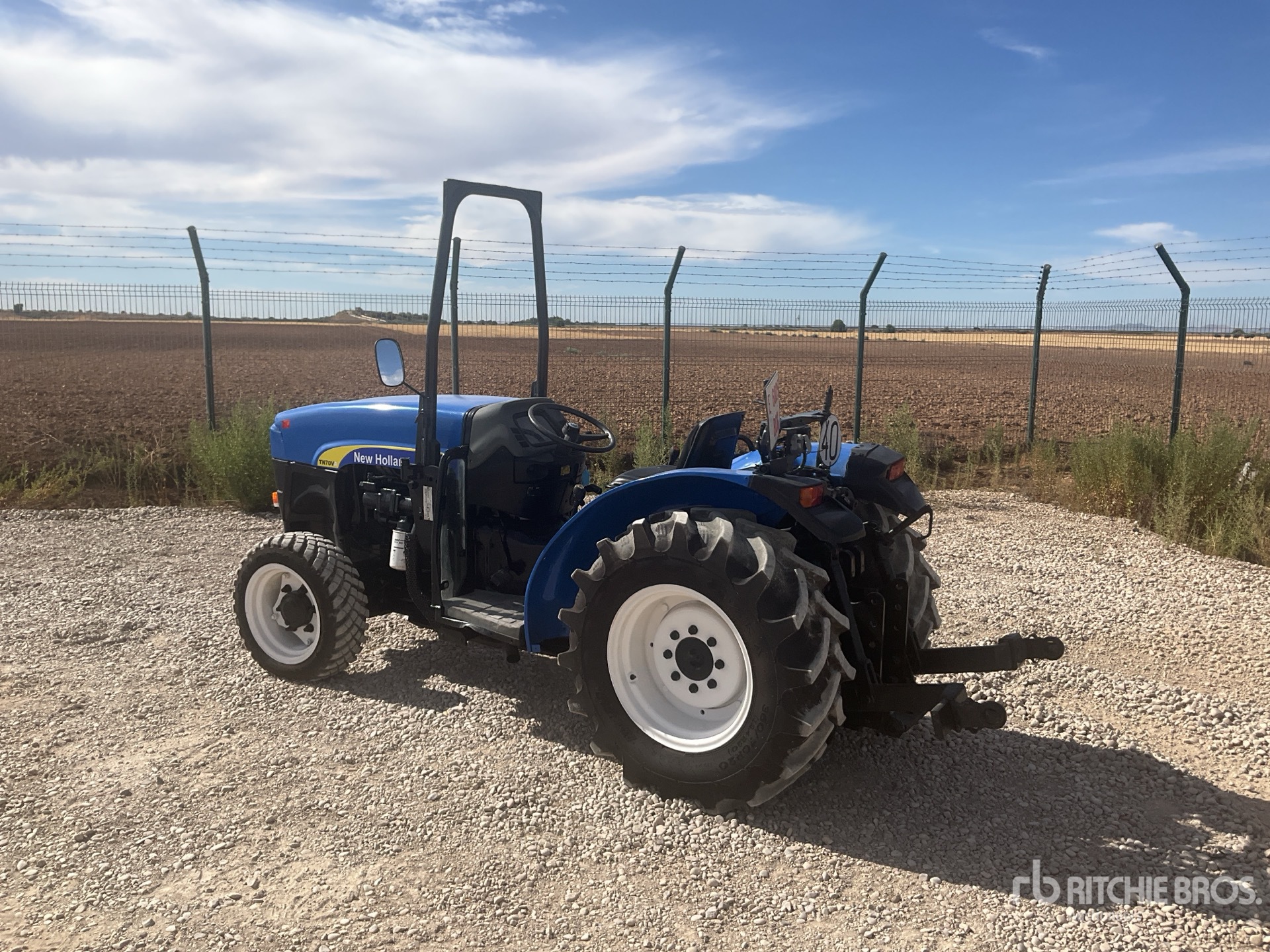2004 New Holland TN70 VA