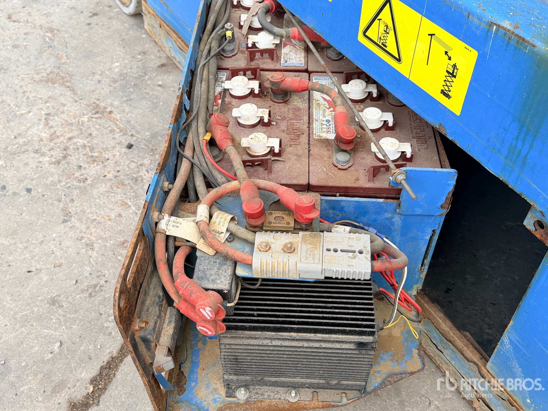 2013 Genie GS-3246