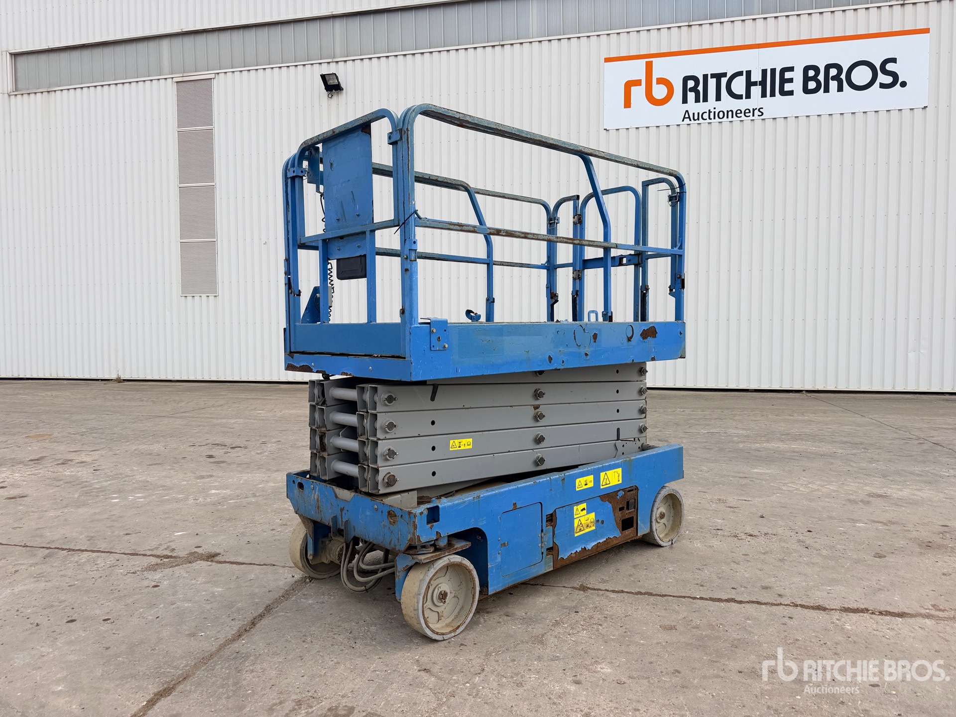 2013 Genie GS-3246
