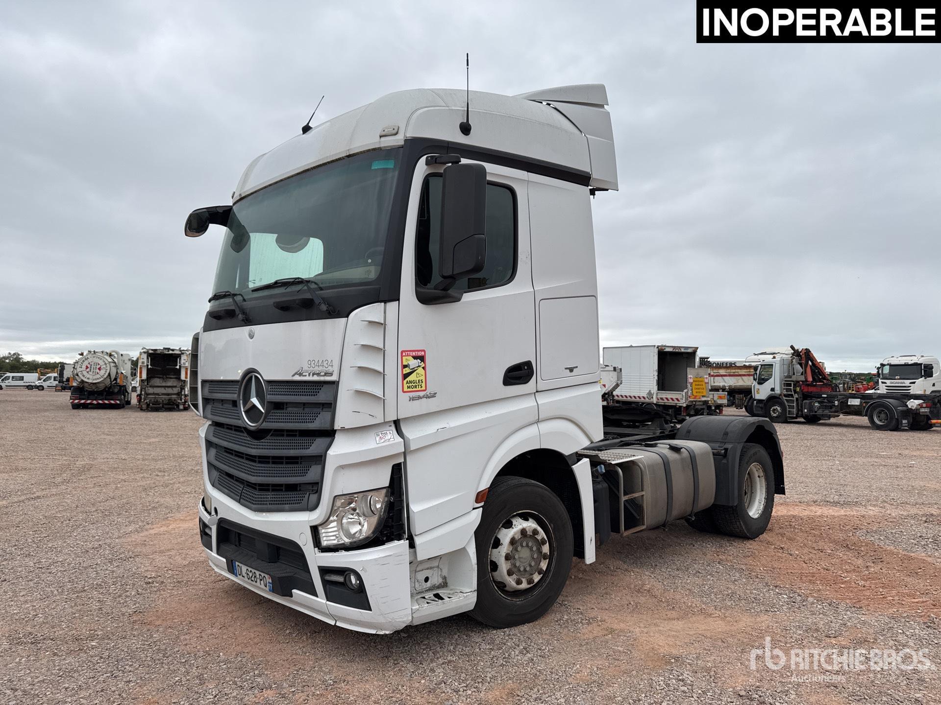 Photo of 2014 Mercedes-Benz ACTROS 1842