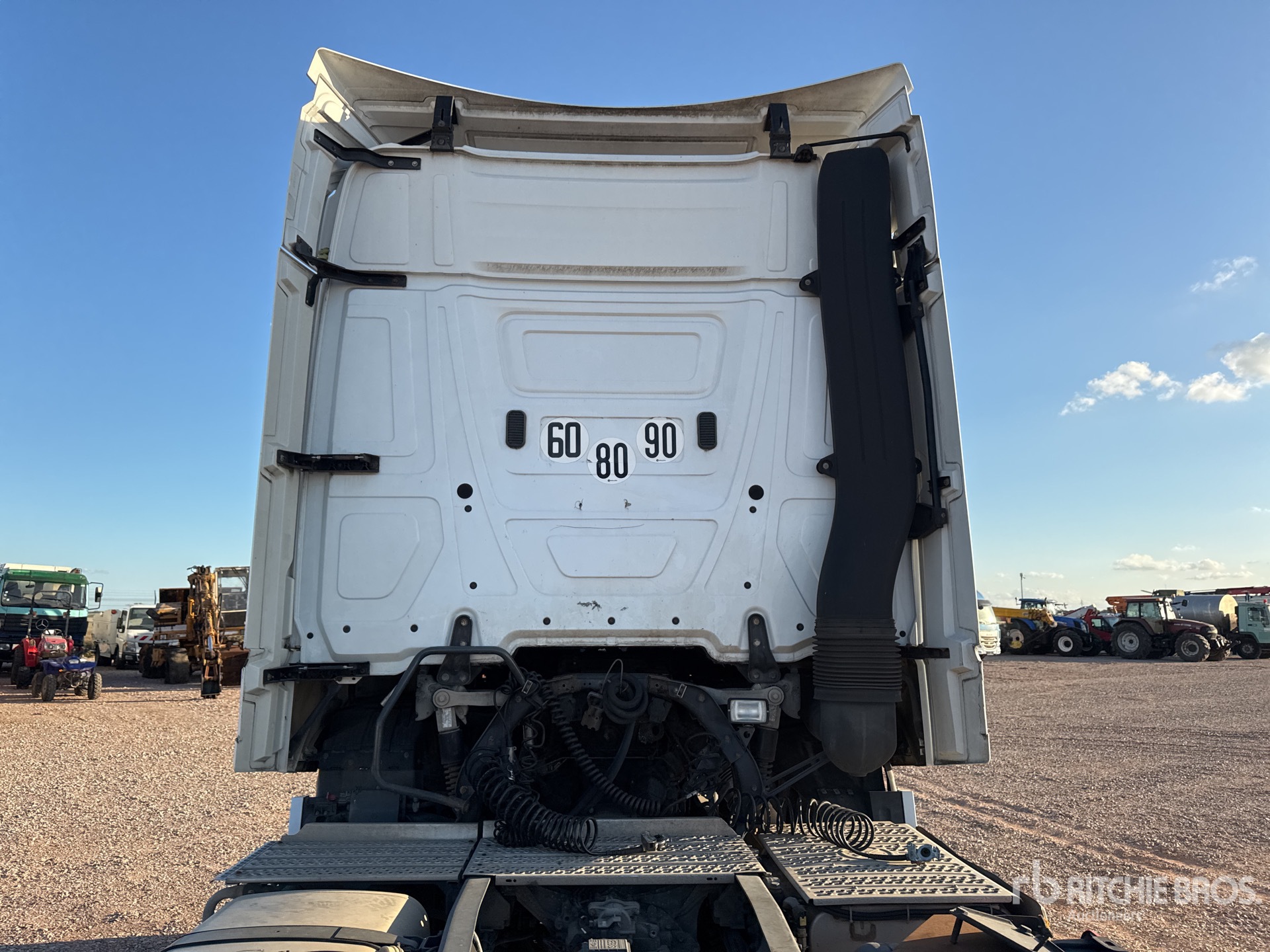 2014 Mercedes-Benz 1842LS