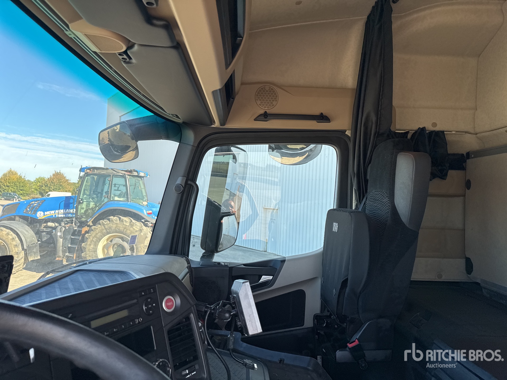 2017 Mercedes-Benz ACTROS 1842