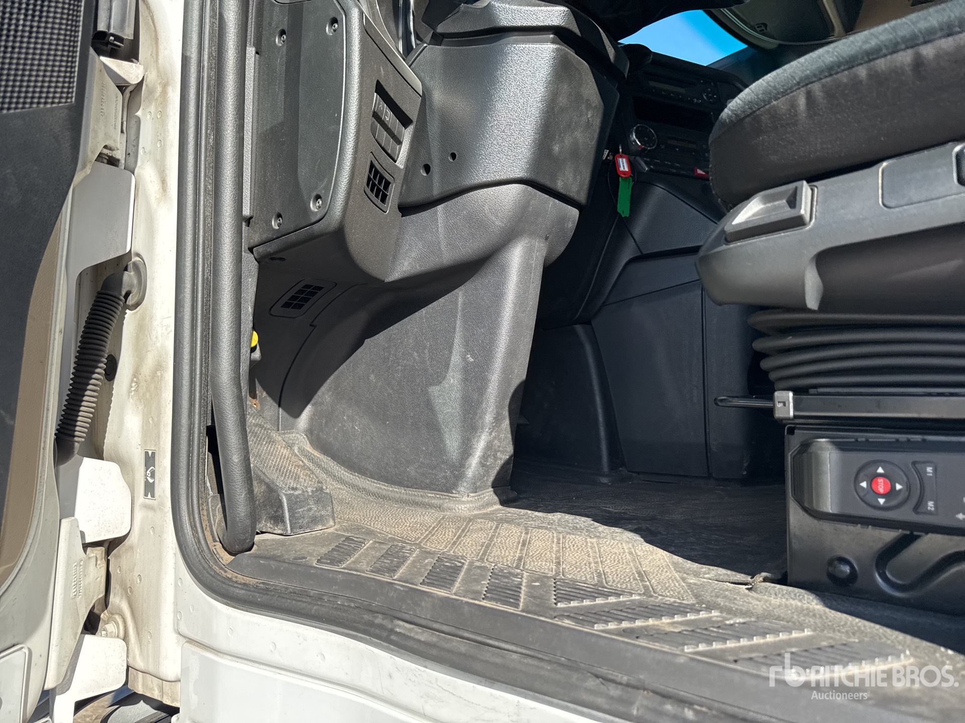 2017 Mercedes-Benz ACTROS 1842