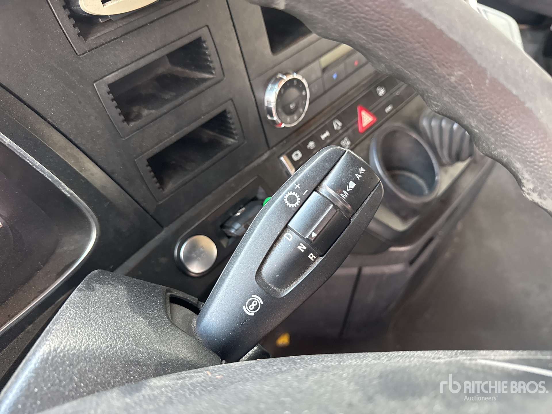2015 Mercedes-Benz ACTROS 1842