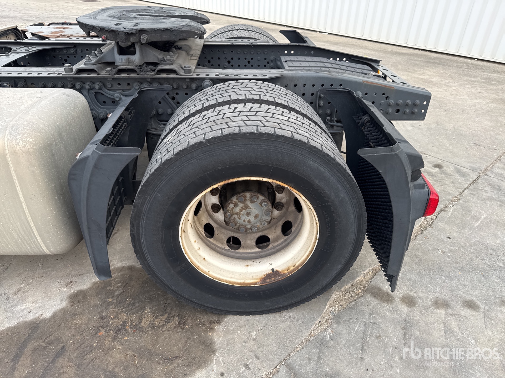 2015 Mercedes-Benz ACTROS 1842