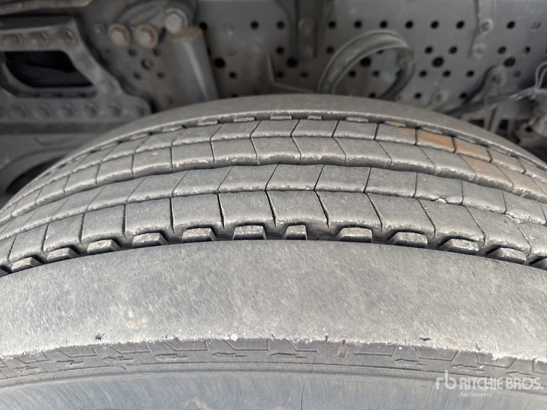 2015 Mercedes-Benz ACTROS 1842