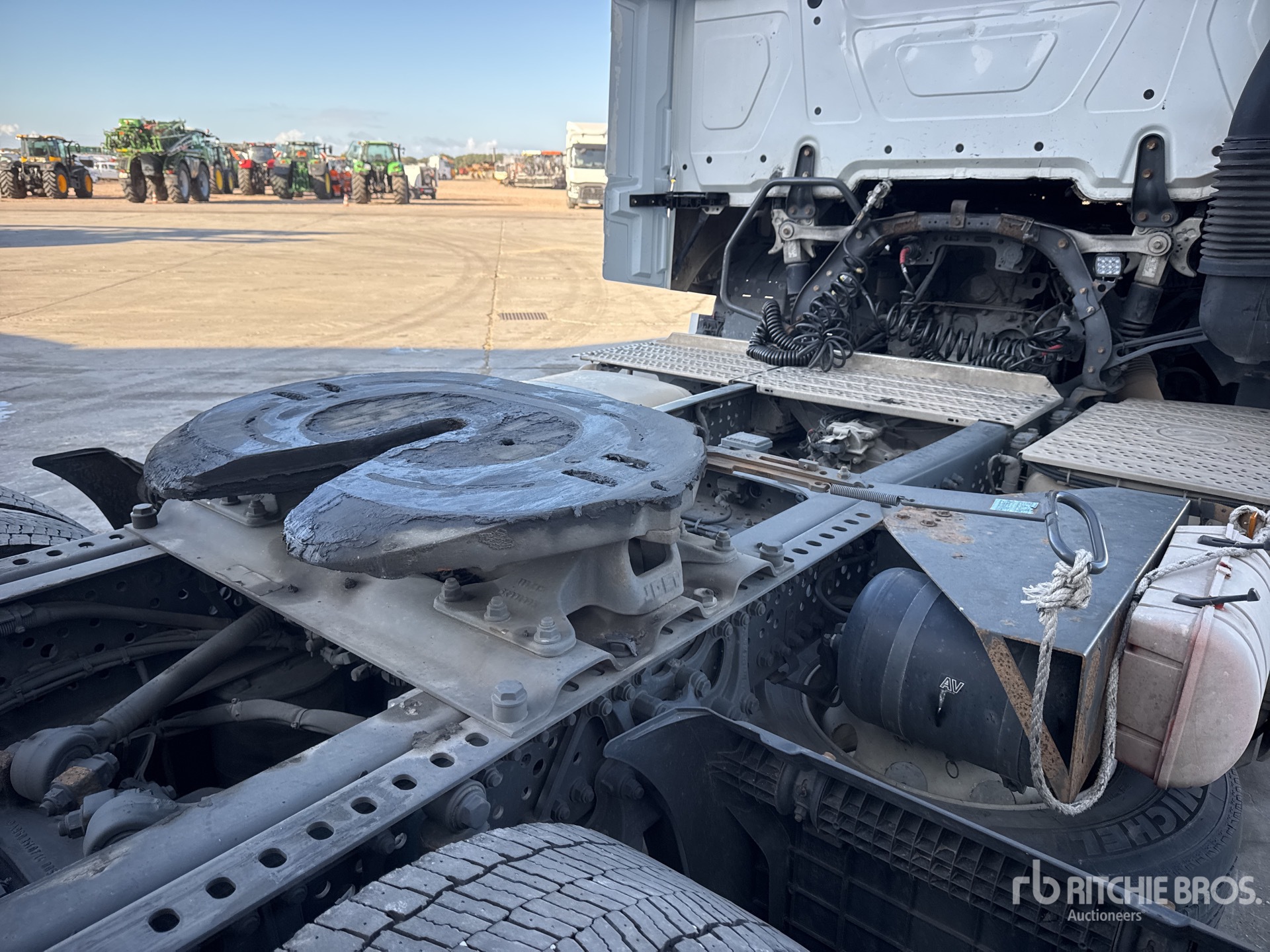 2015 Mercedes-Benz ACTROS 1842