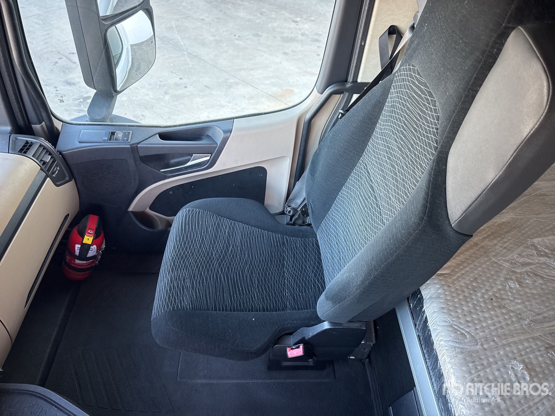 2015 Mercedes-Benz ACTROS 1842