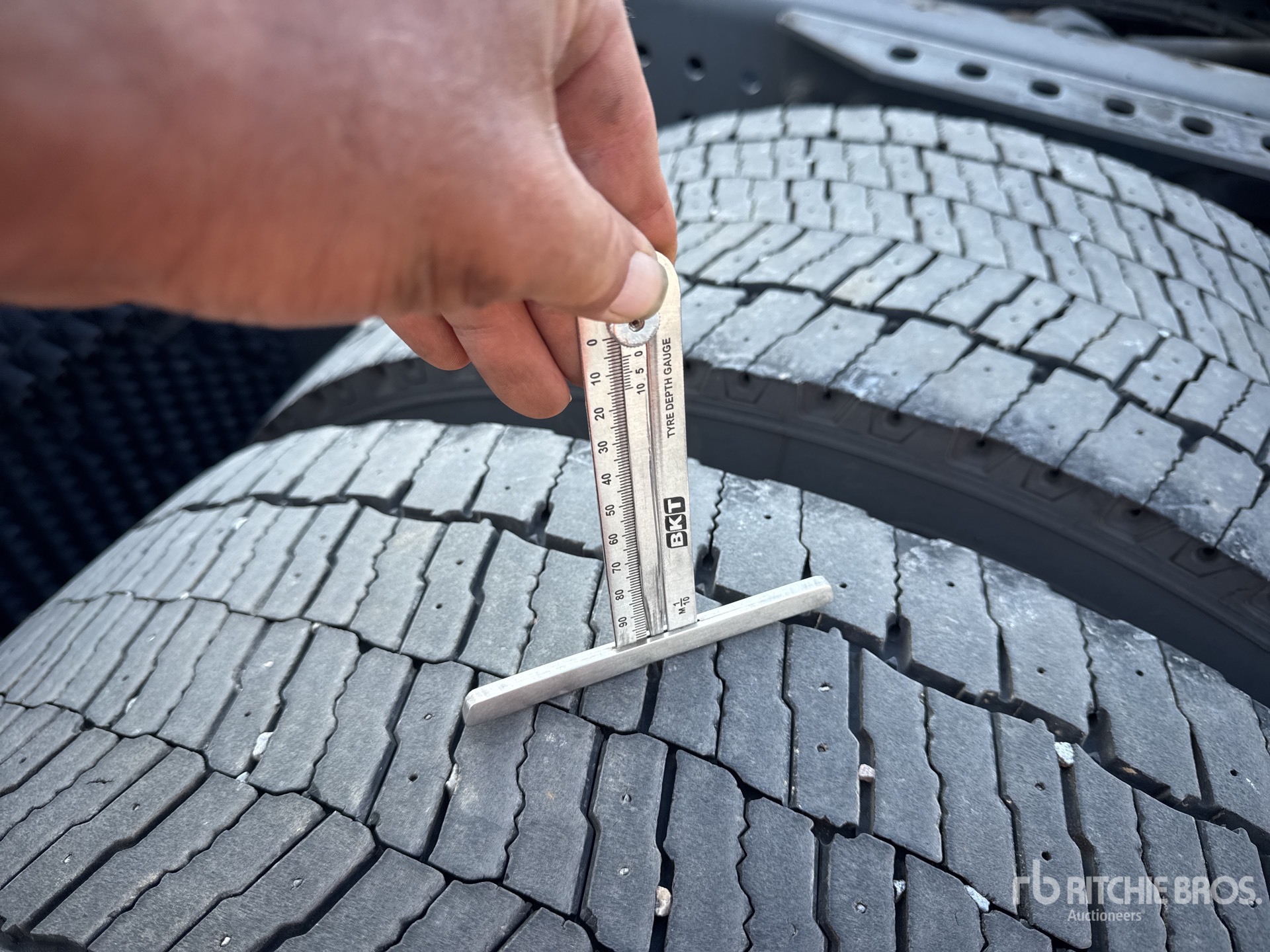 2015 Mercedes-Benz ACTROS 1842