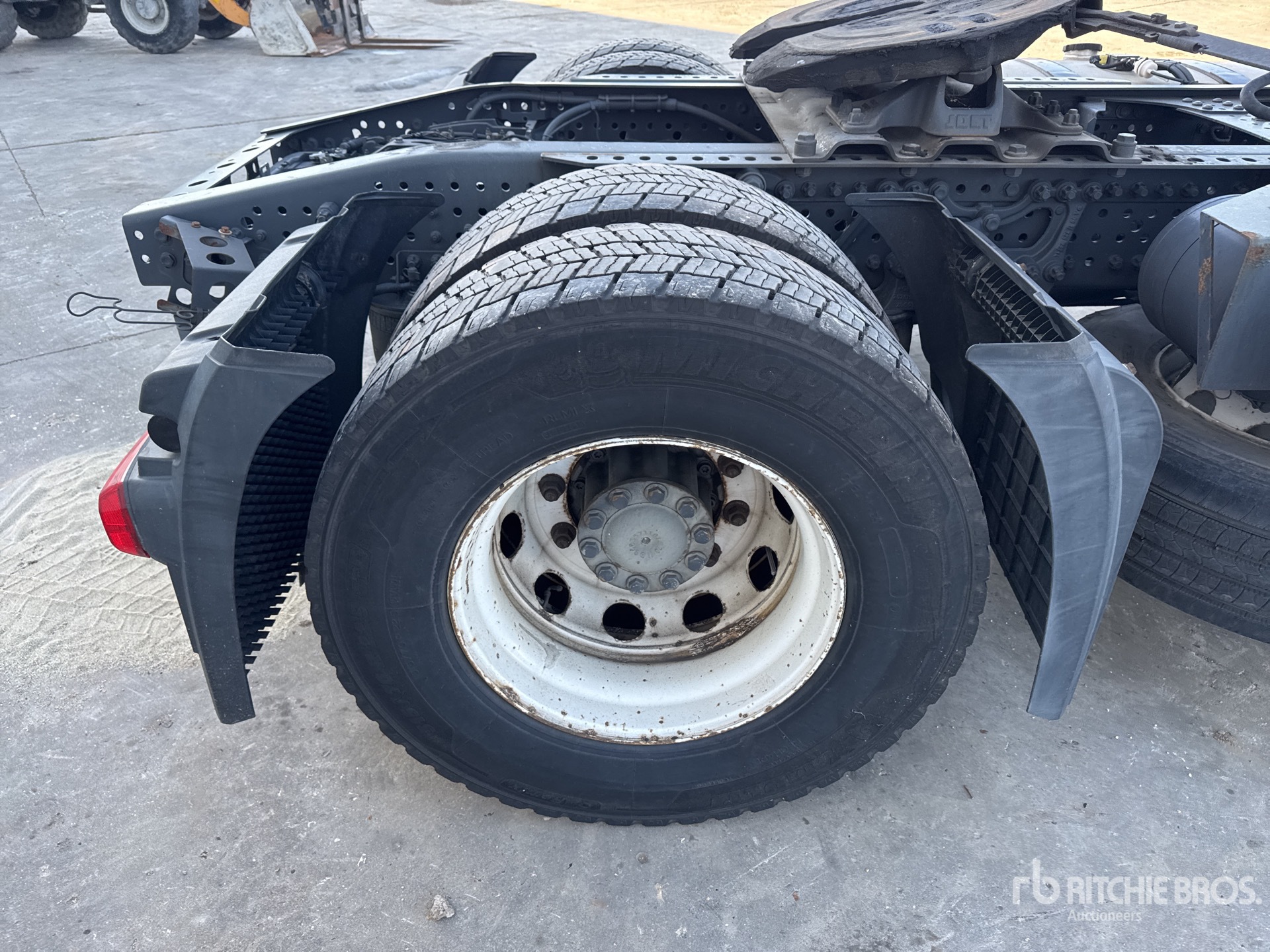 2017 Mercedes-Benz ACTROS 1842
