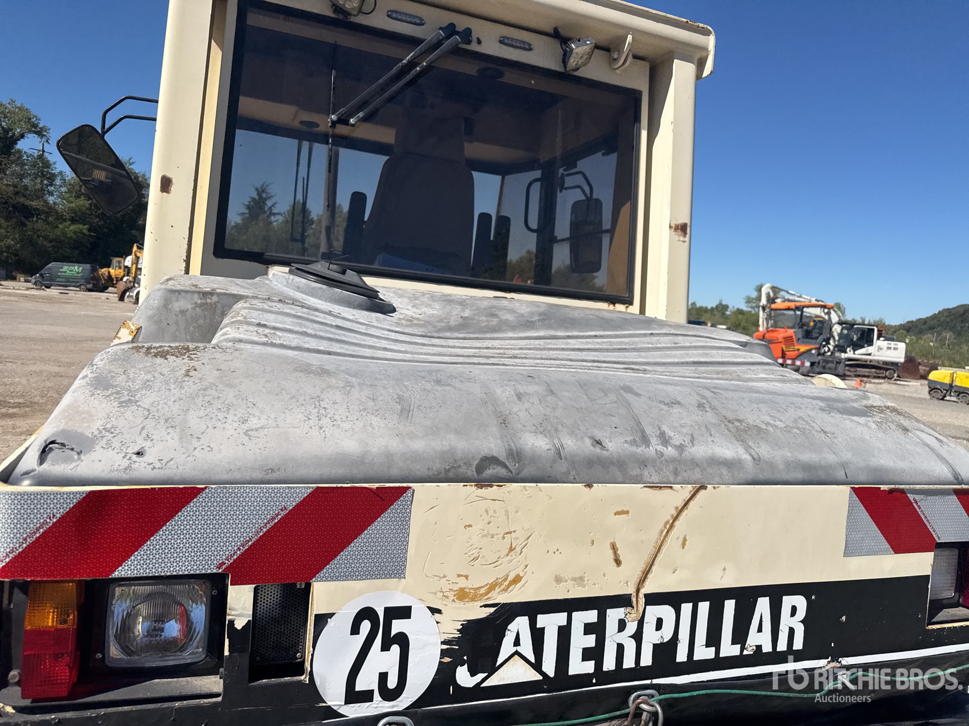 2001 Caterpillar PS-300B