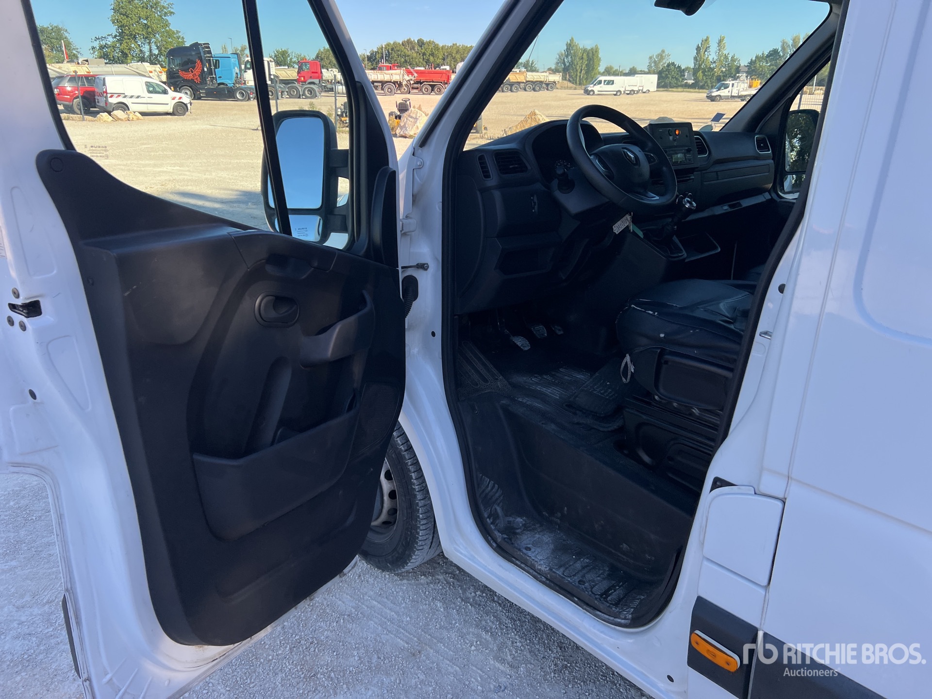 2022 Renault MASTER