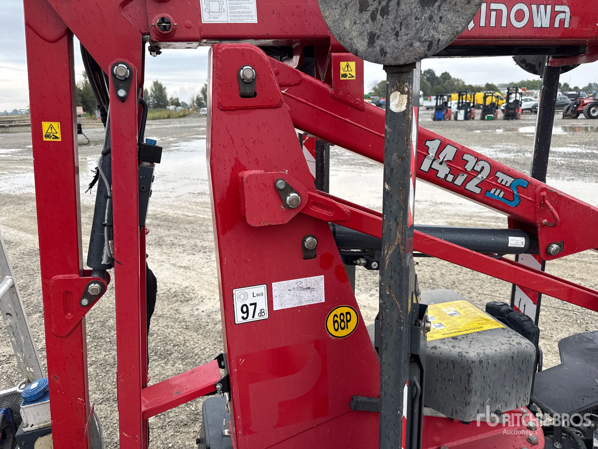 2012 Hinowa LIGHTLIFT 14.72