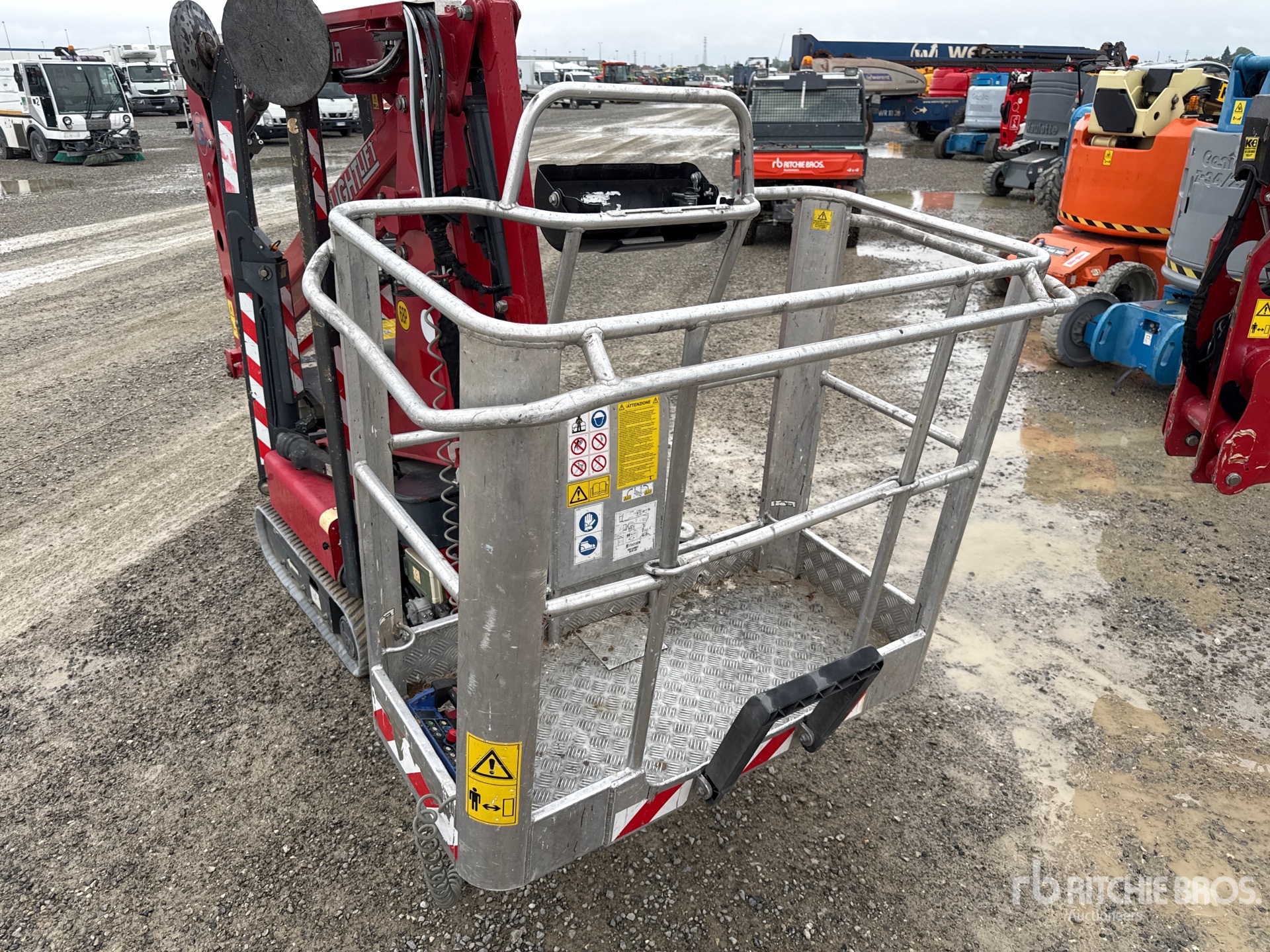 2012 Hinowa LIGHTLIFT 14.72