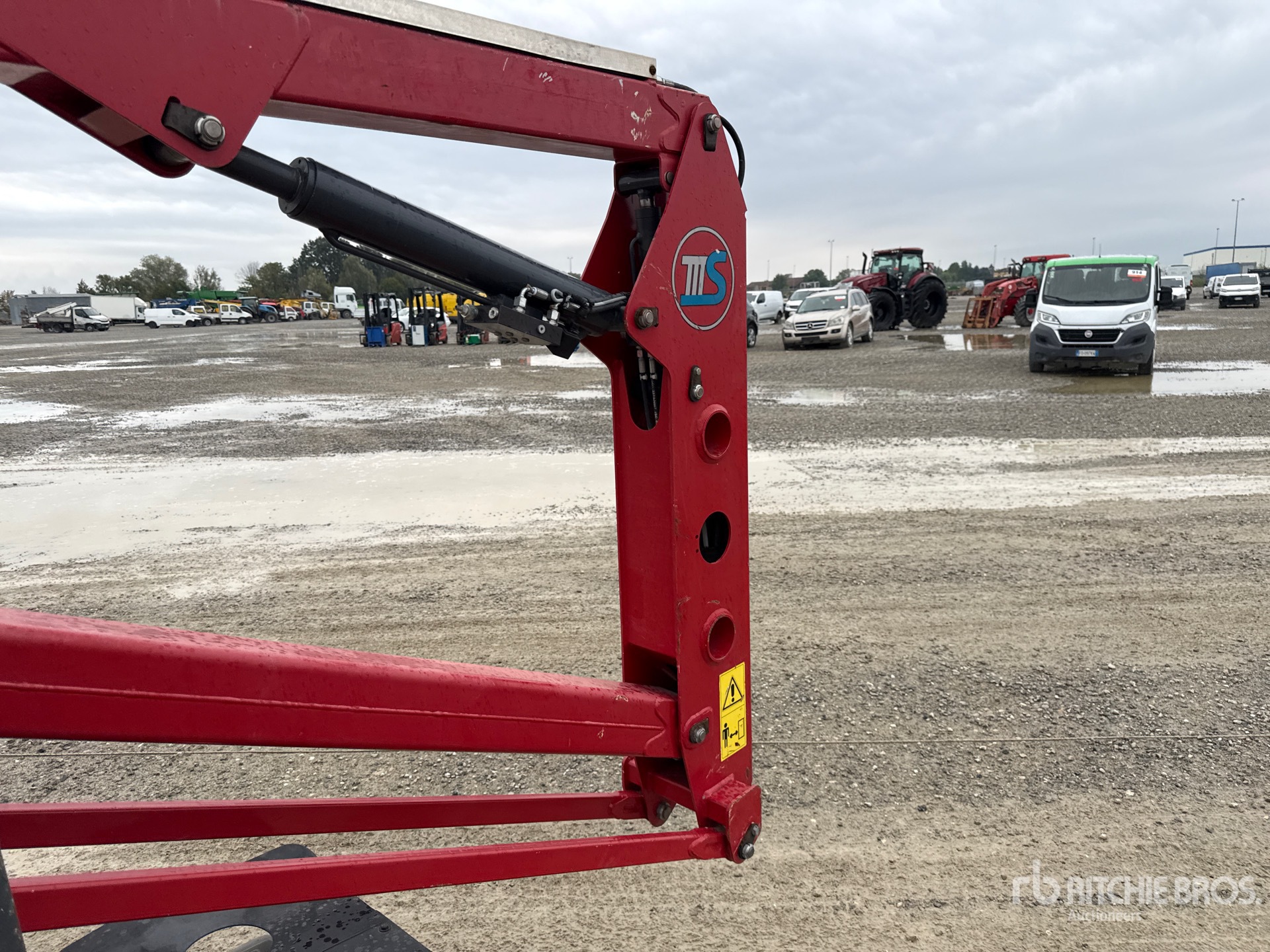 2012 Hinowa LIGHTLIFT 14.72