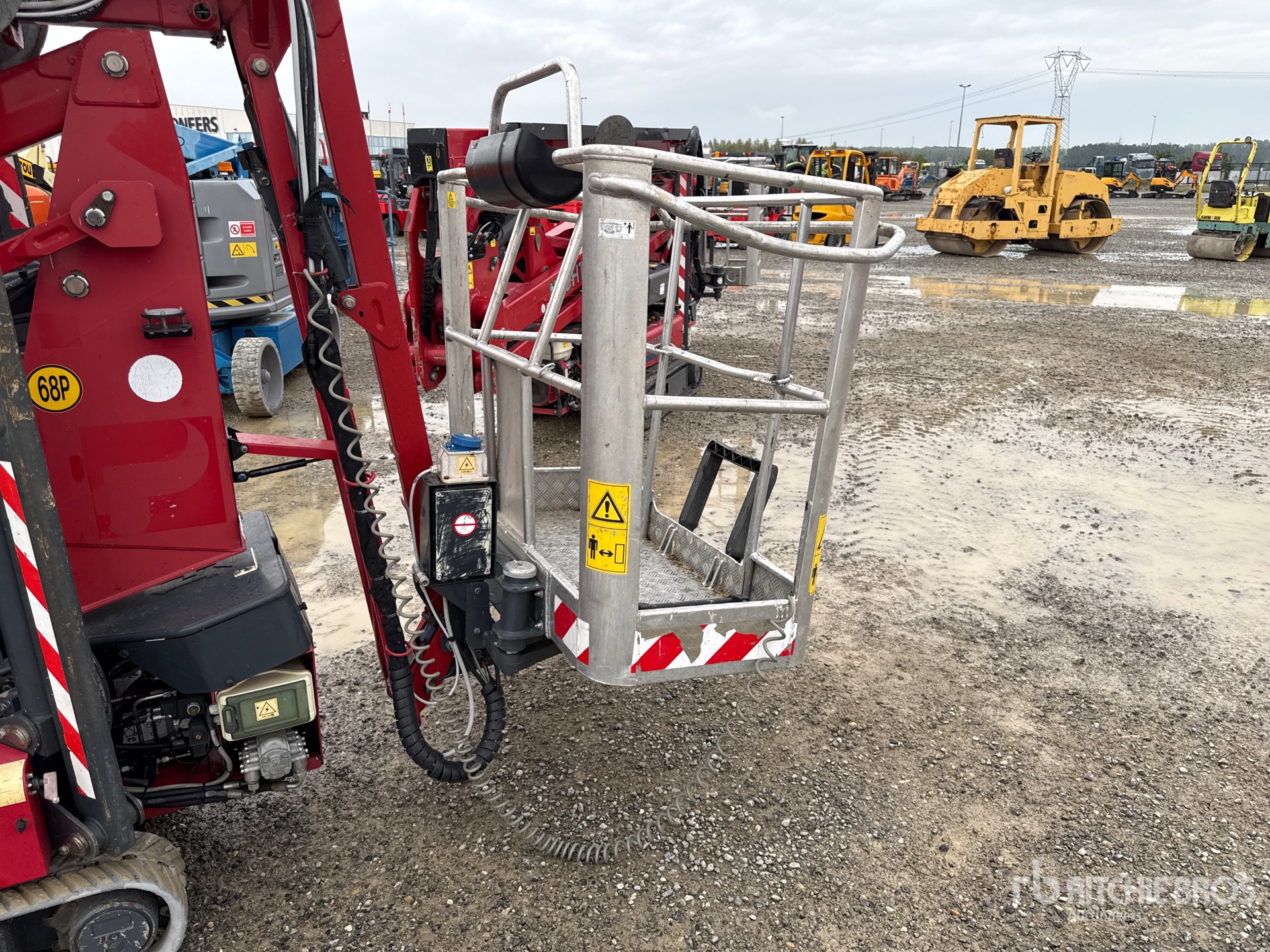 2012 Hinowa LIGHTLIFT 14.72