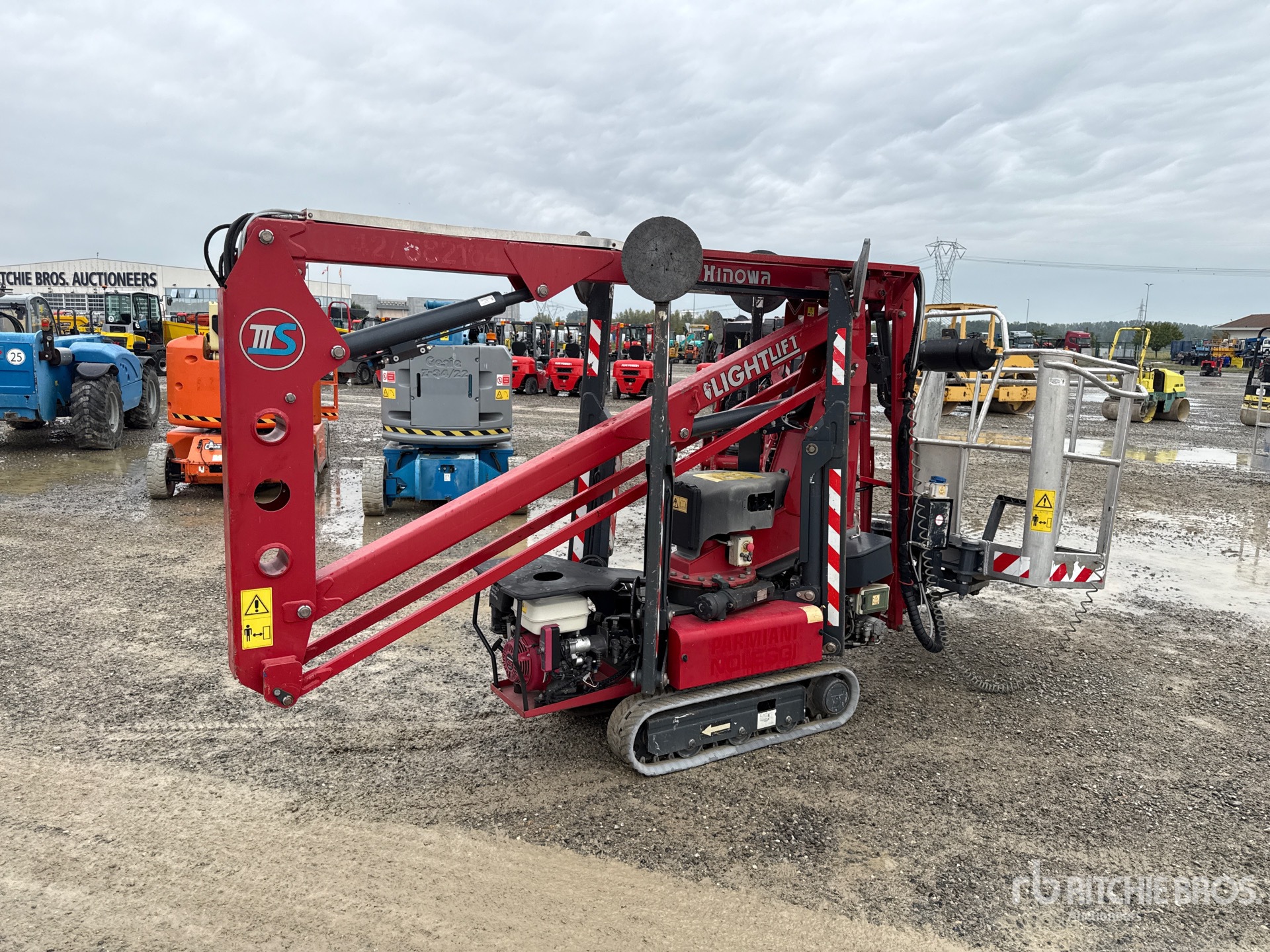 2012 Hinowa LIGHTLIFT 14.72