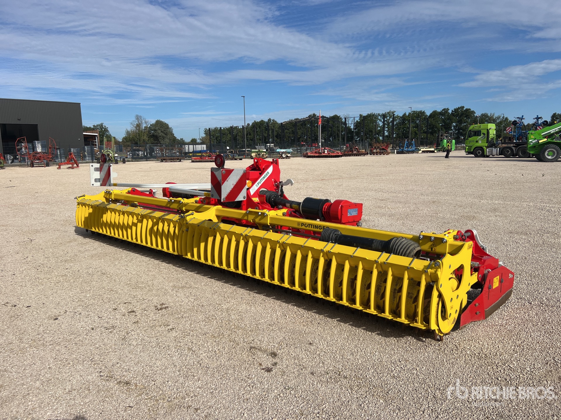 2025 Pottinger LION V6040