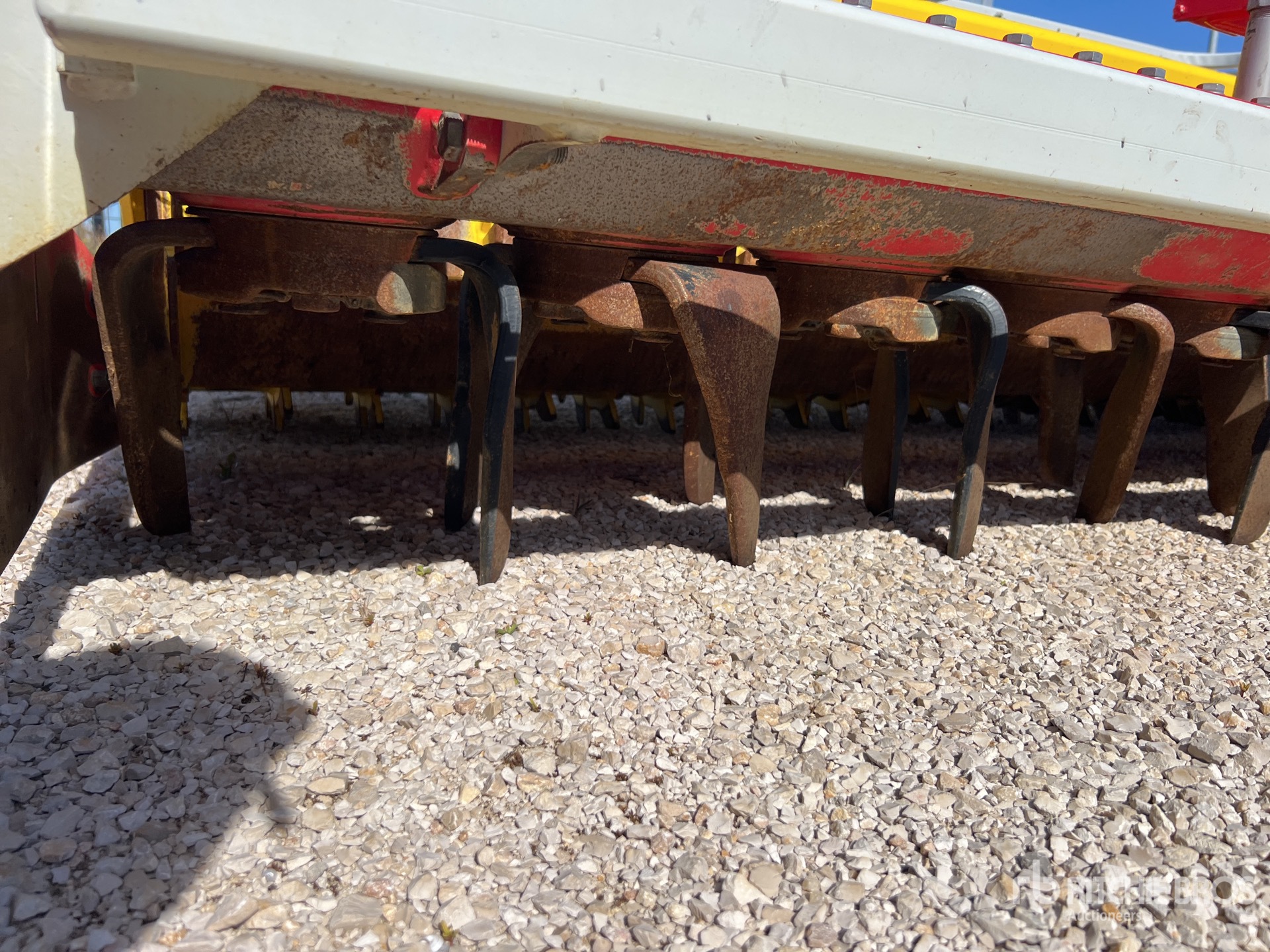 2025 Pottinger LION V6040