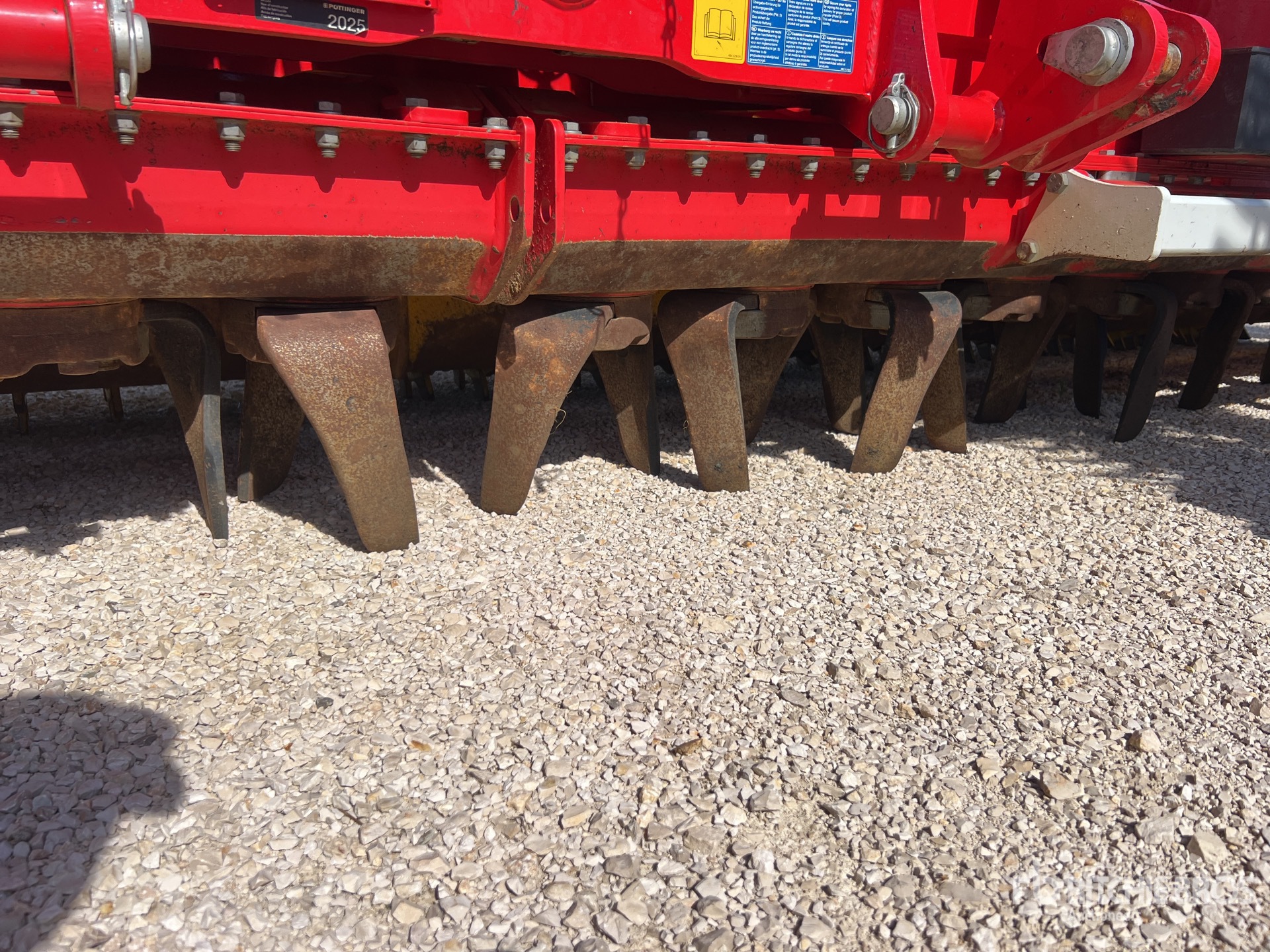 2025 Pottinger LION V6040