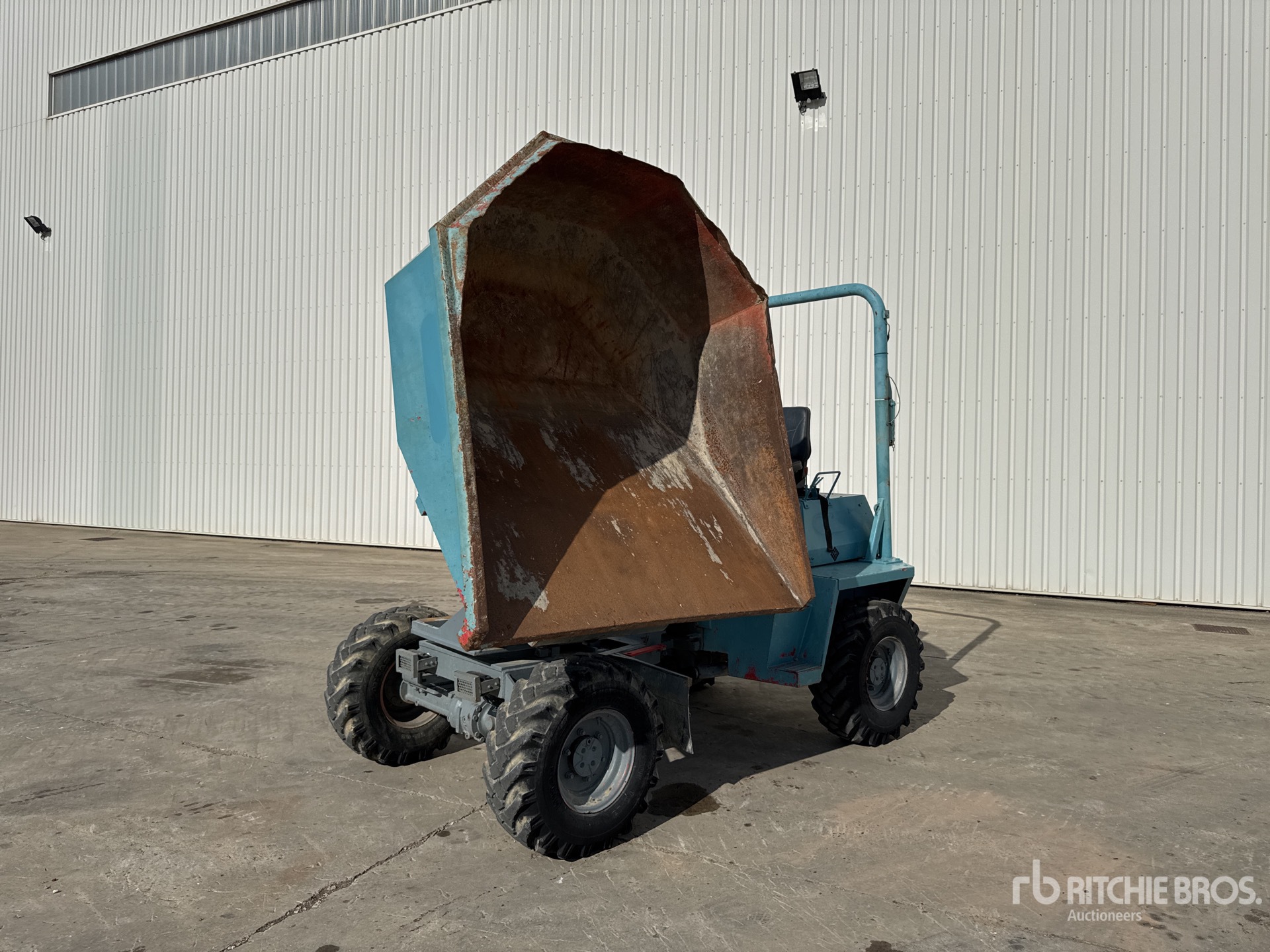 2005 Ausa 350AHG